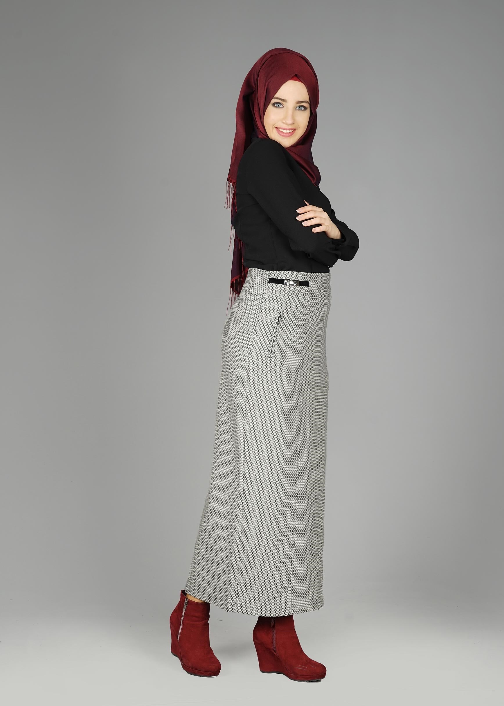 Tesettür giyim SİYAH CEP DETAYLI DESENLİ ETEK 6935