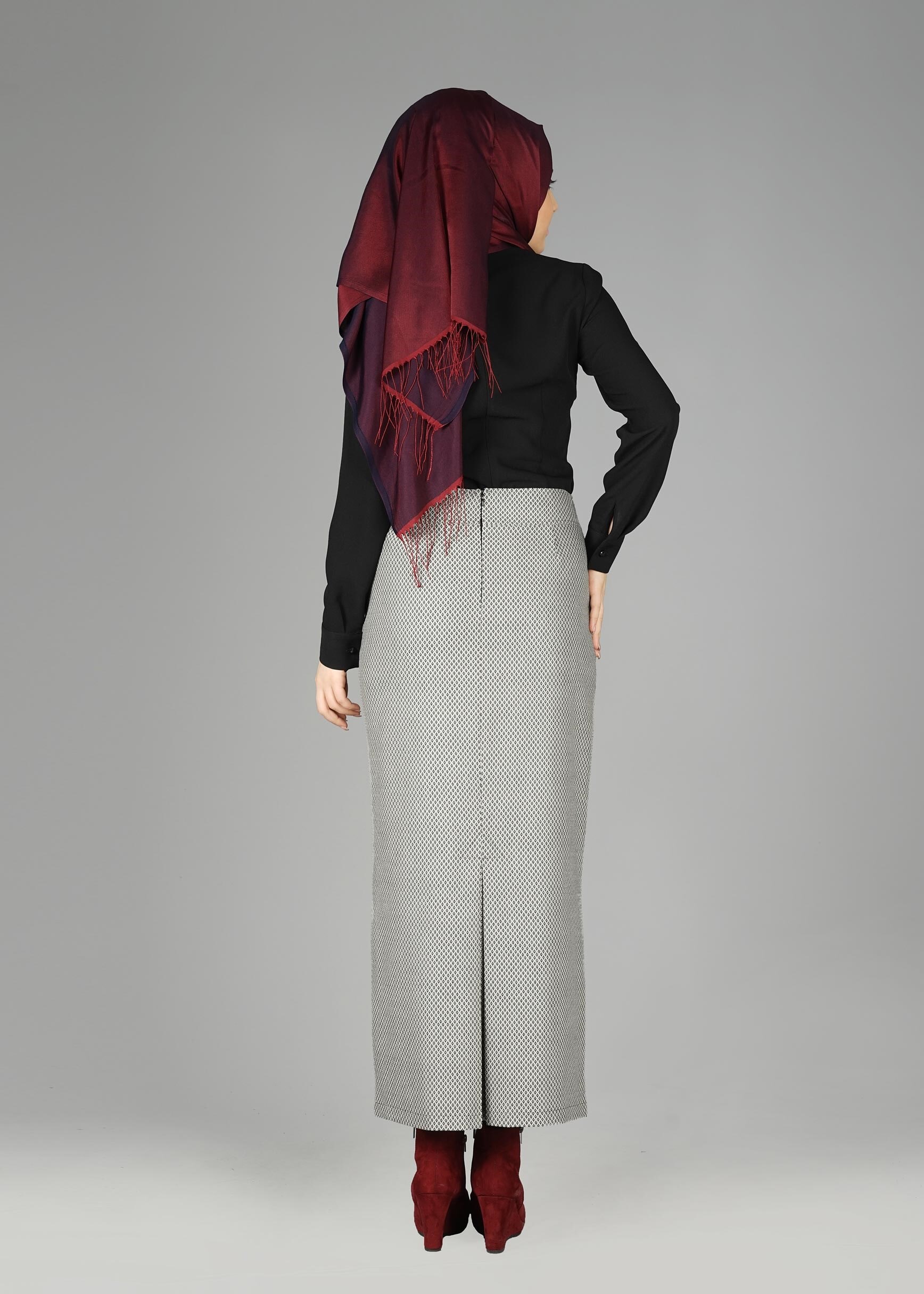 Tesettür giyim SİYAH CEP DETAYLI DESENLİ ETEK 6935