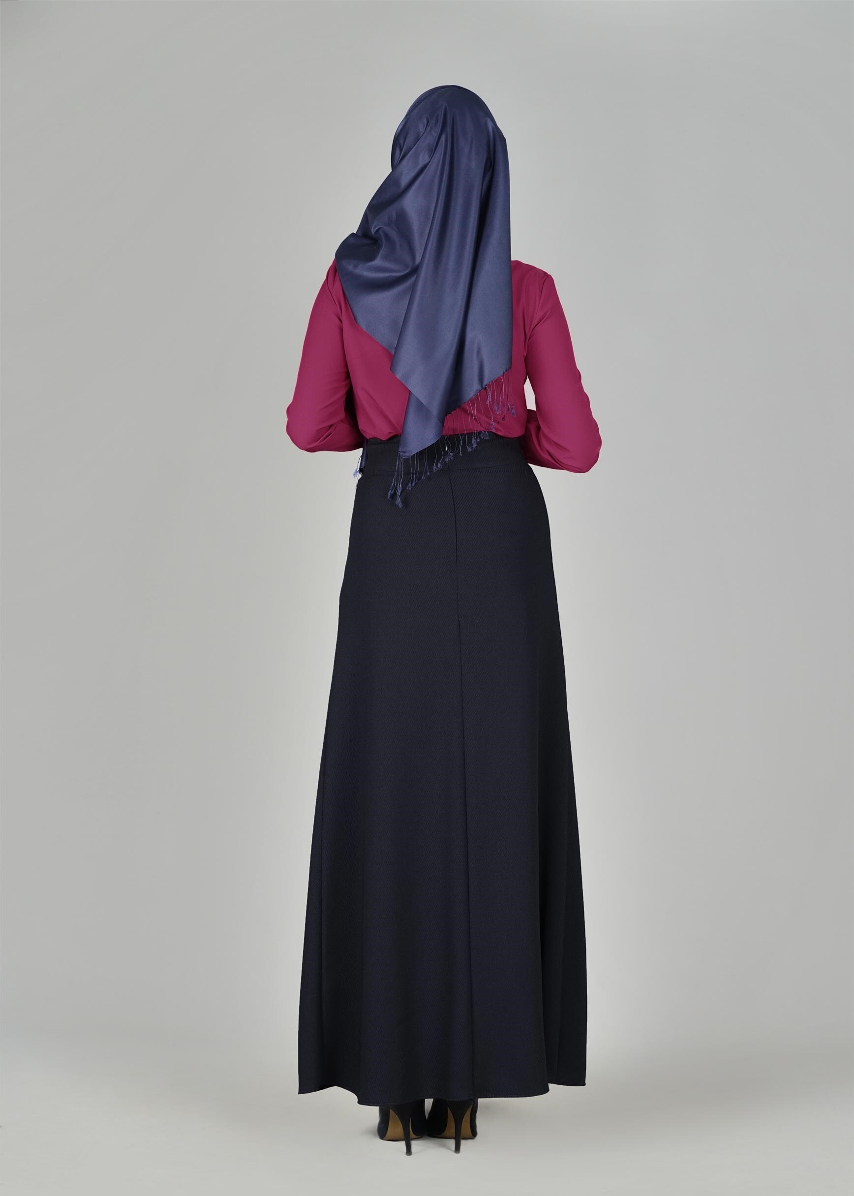 Tesettür giyim LACİVERT BEL AKSESUARLI ETEK 6940