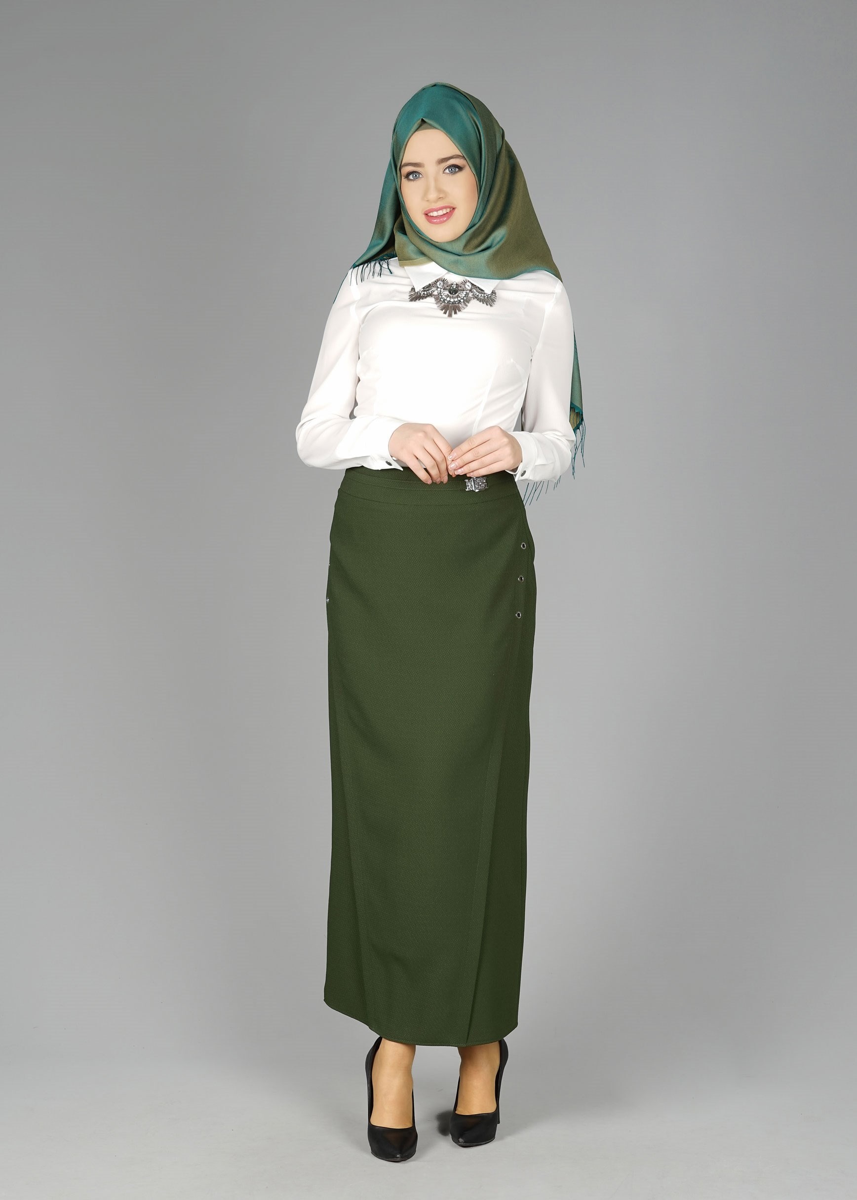 Tesettür giyim HAKİ KUŞGÖZÜ DETAYLI ETEK 6941