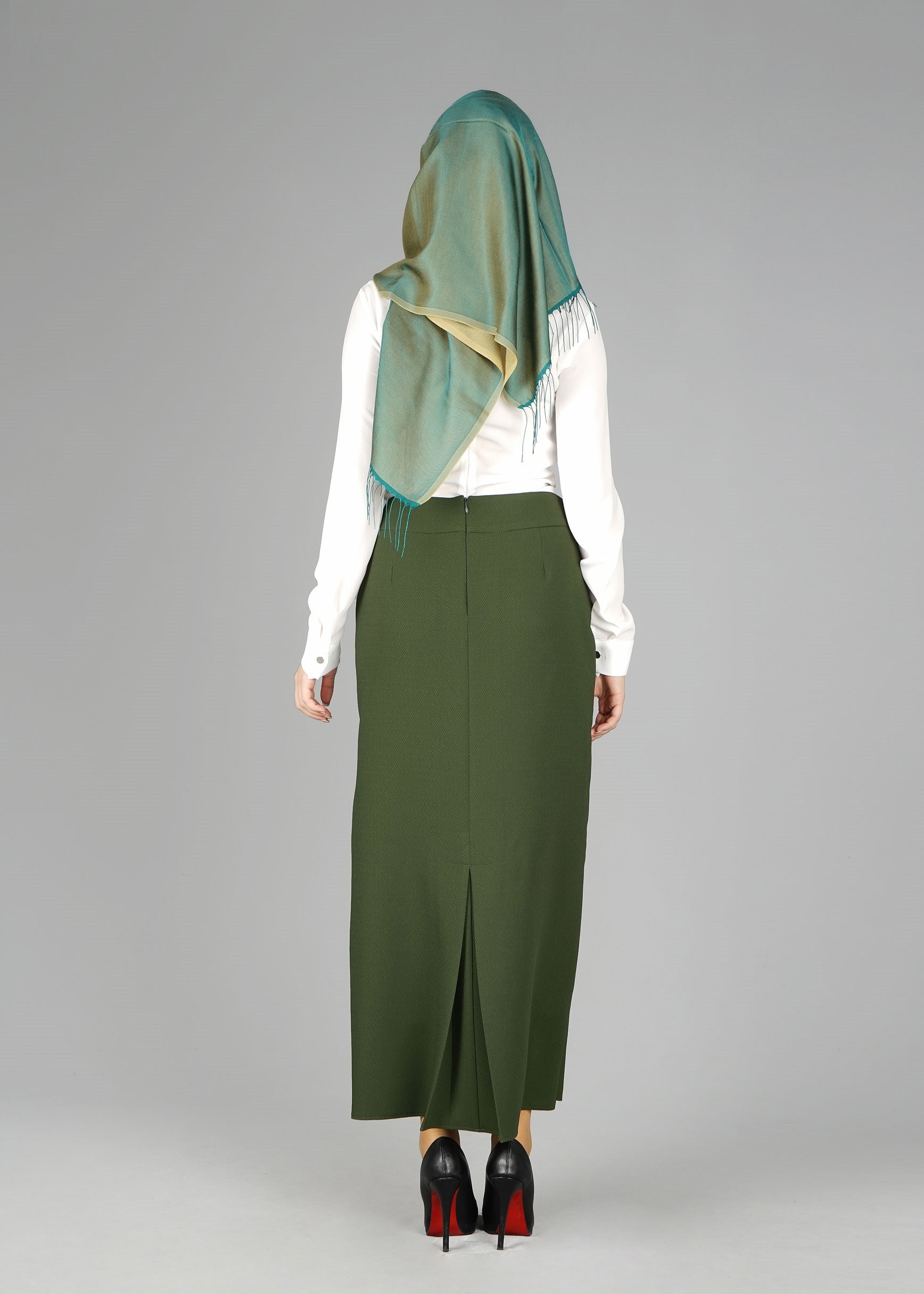 Tesettür giyim HAKİ KUŞGÖZÜ DETAYLI ETEK 6941