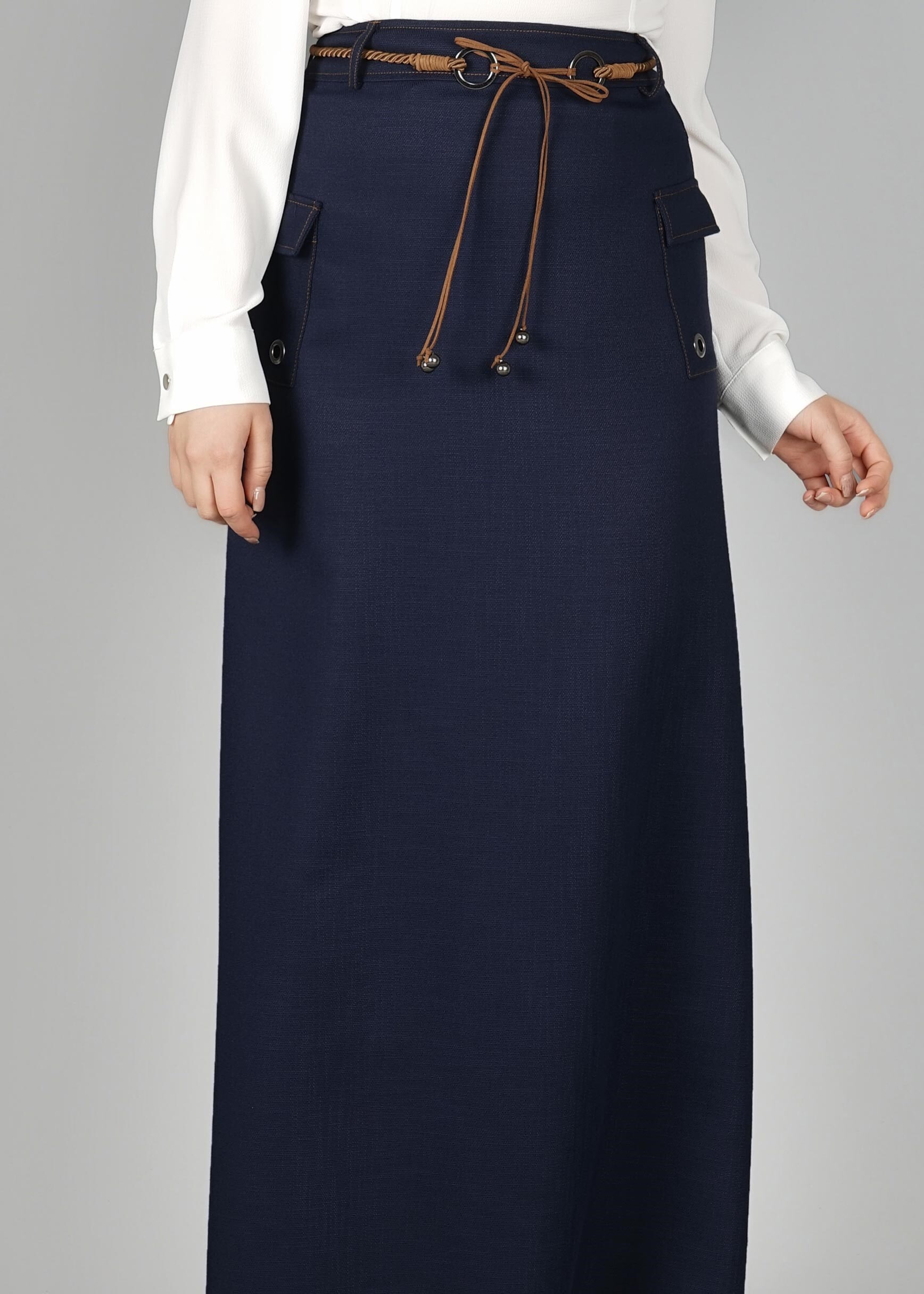 Tesettür giyim LACİVERT KUŞGÖZÜ DETAYLI CEPLİ ETEK 6951 