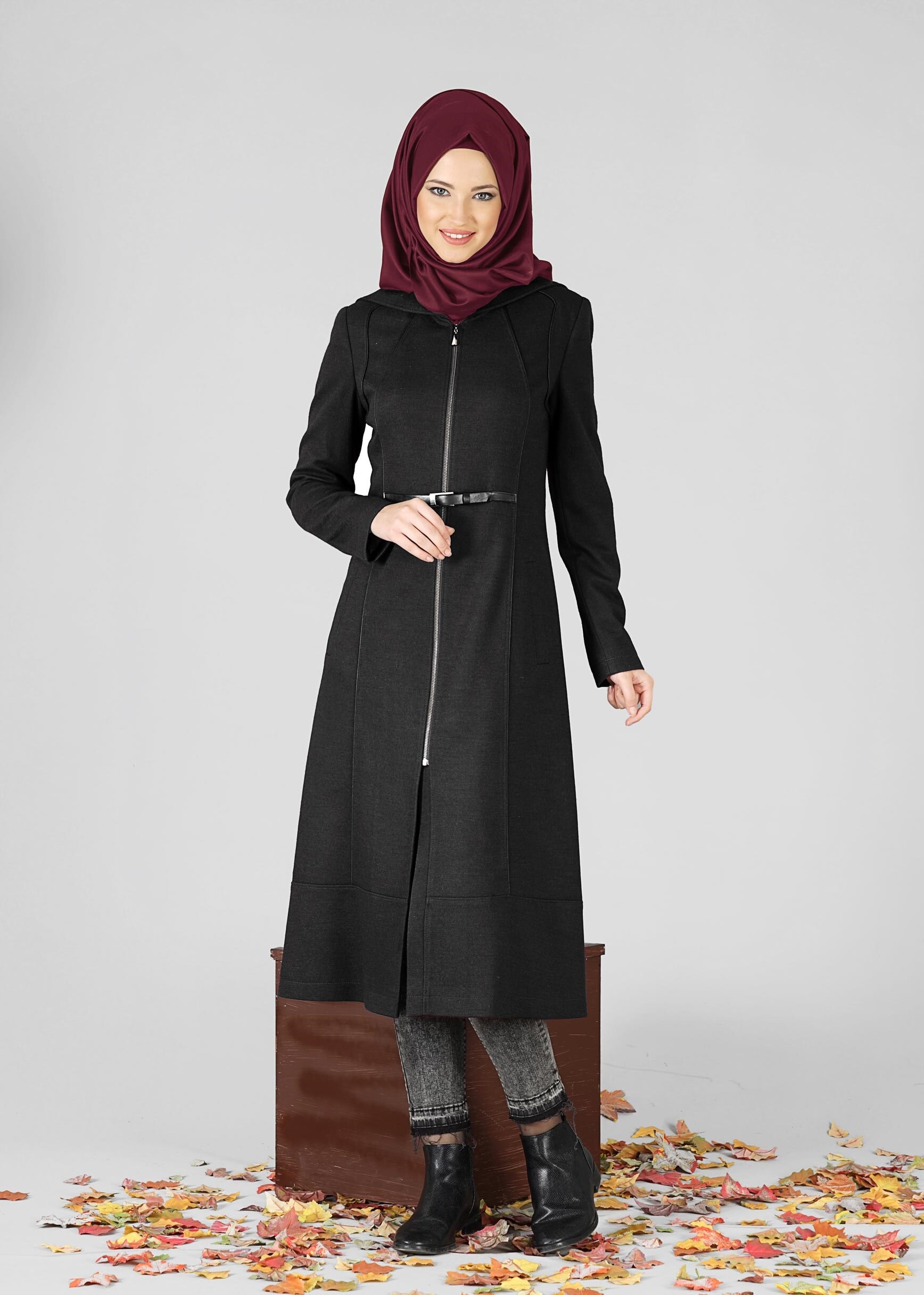 Tesettür giyim SİYAH FERMUARLI KAPÜŞONLU KABAN 9450 