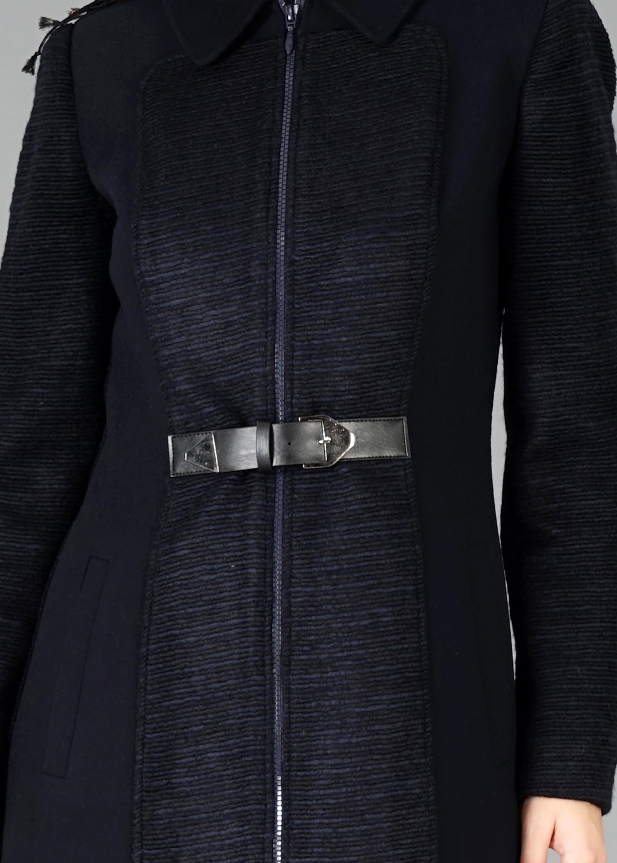 Tesettür giyim LACİVERT FERMUARLI KEMERLİ KABAN 9451 