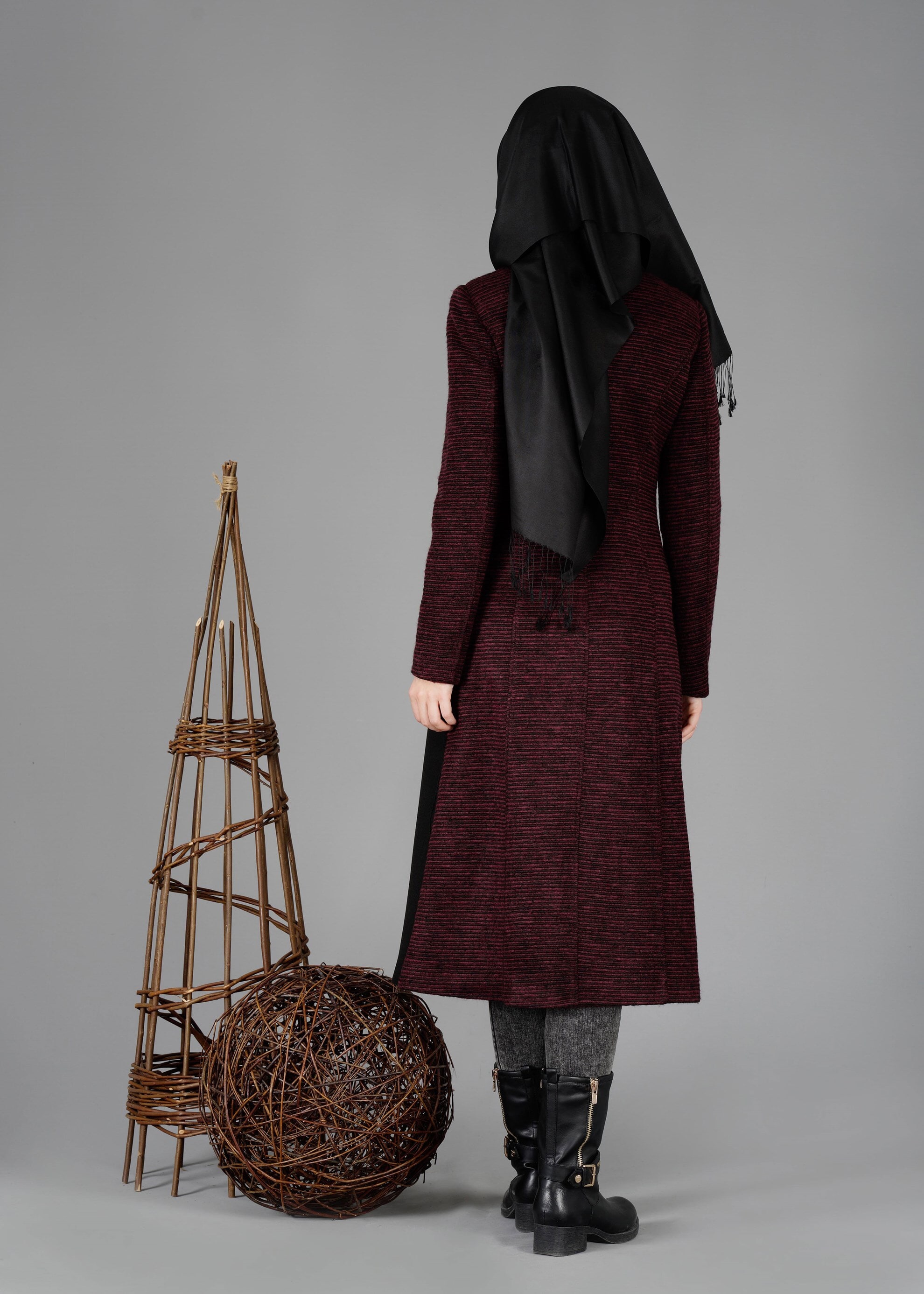 Tesettür giyim MÜRDÜM FERMUARLI KEMERLİ KABAN 9451 