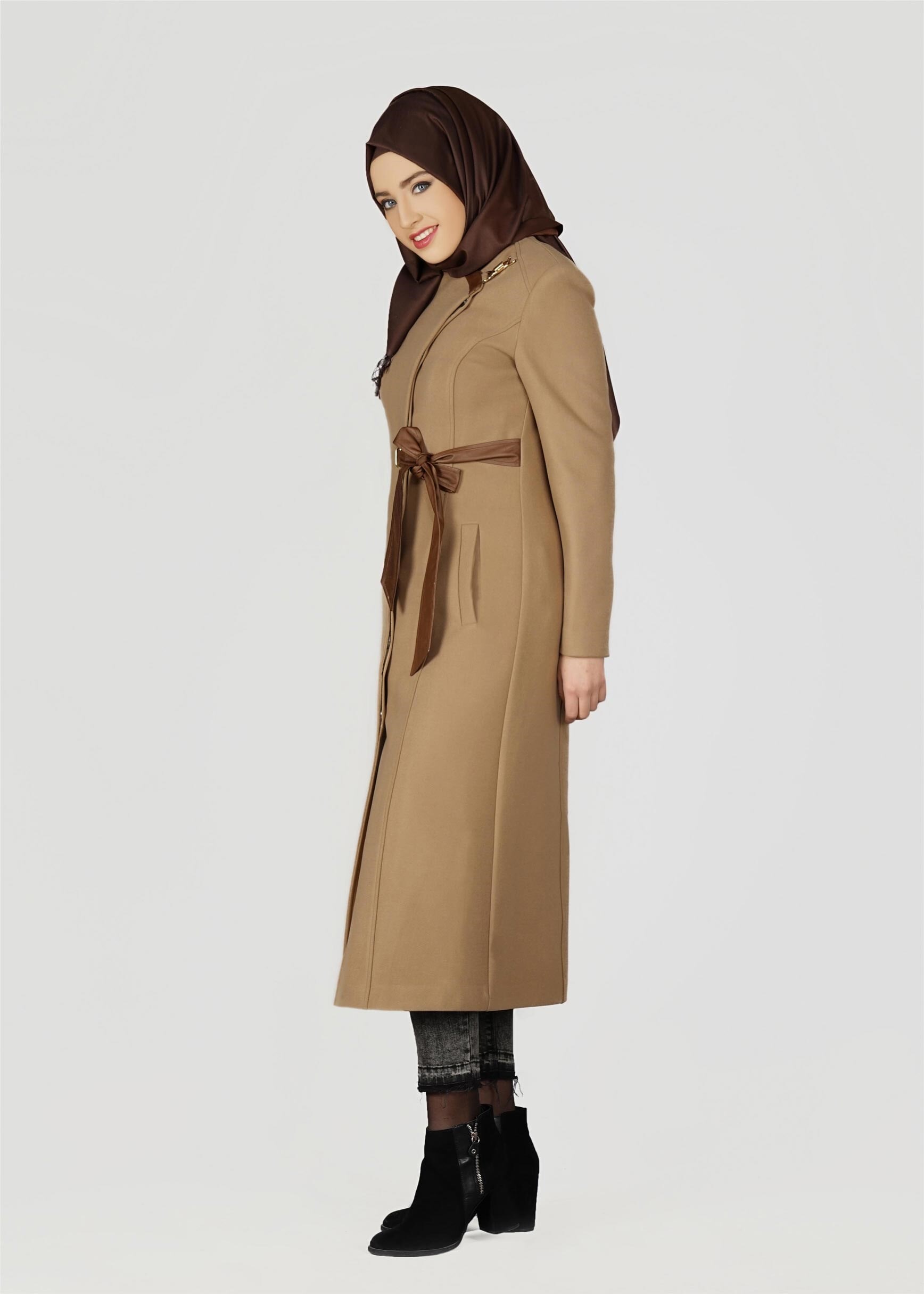 Tesettür giyim KAHVE BEL AKSESUARLI KABAN 9459