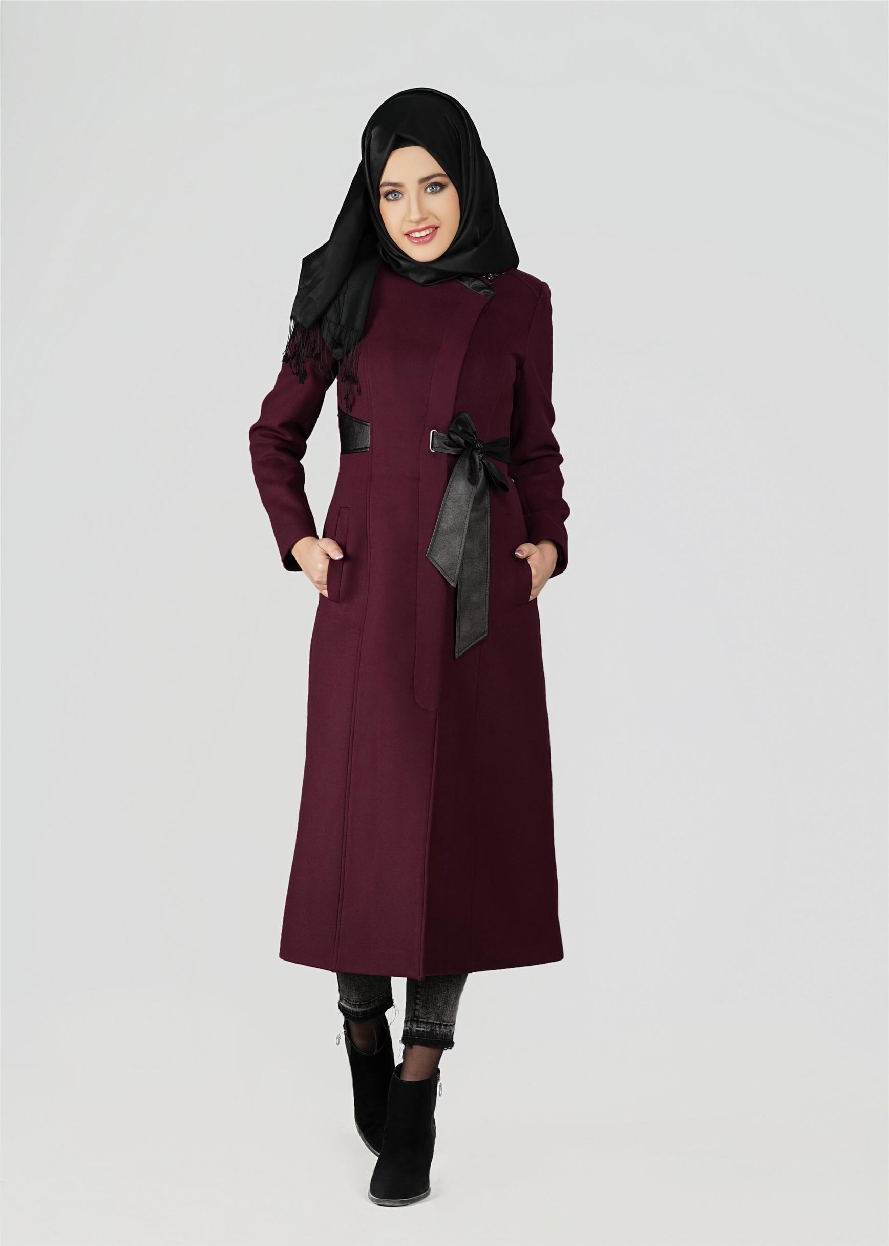 Tesettür giyim MÜRDÜM BEL AKSESUARLI KABAN 9459