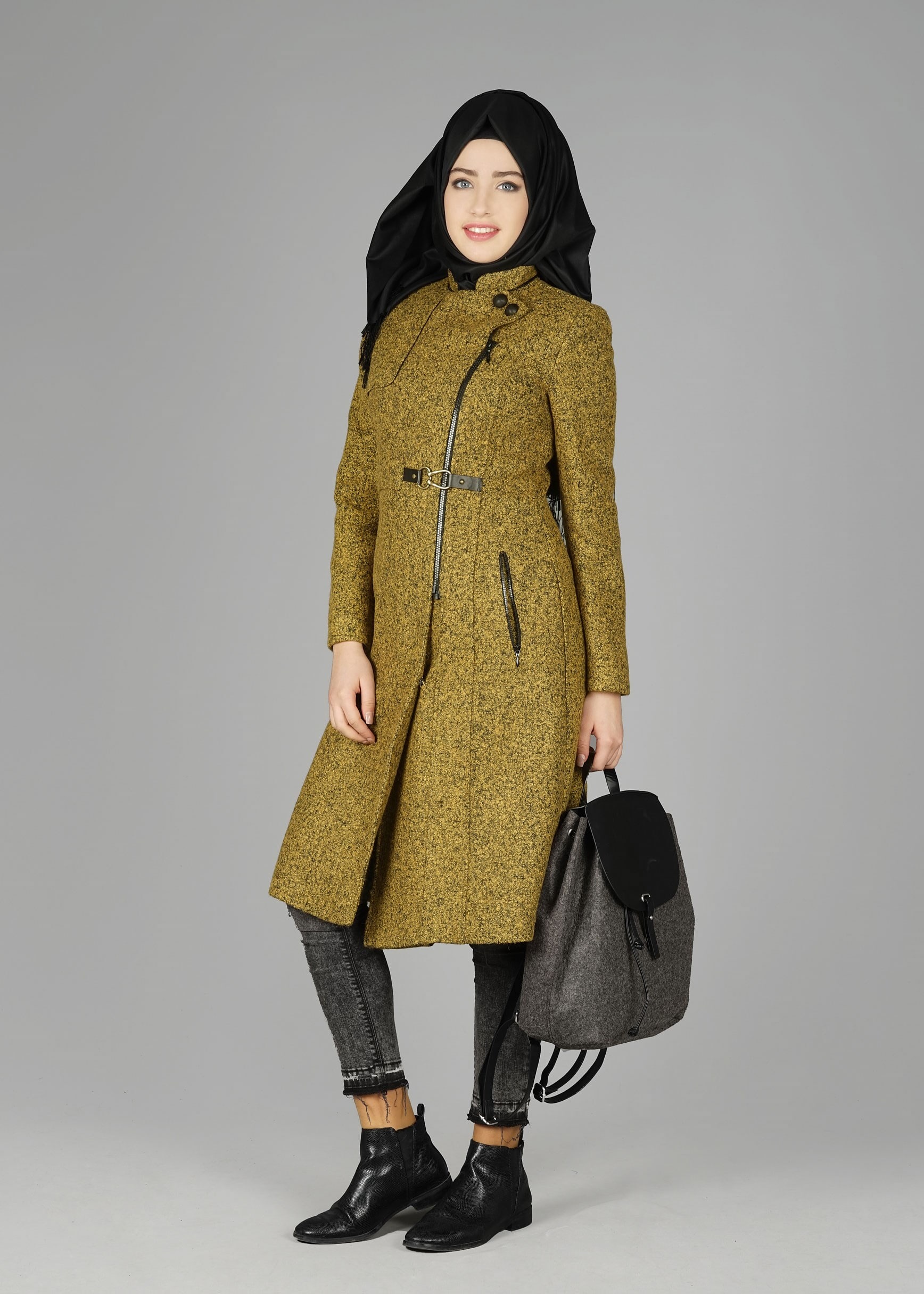 Tesettür giyim SARI KIRÇILLI FERMUARLI KABAN 9460
