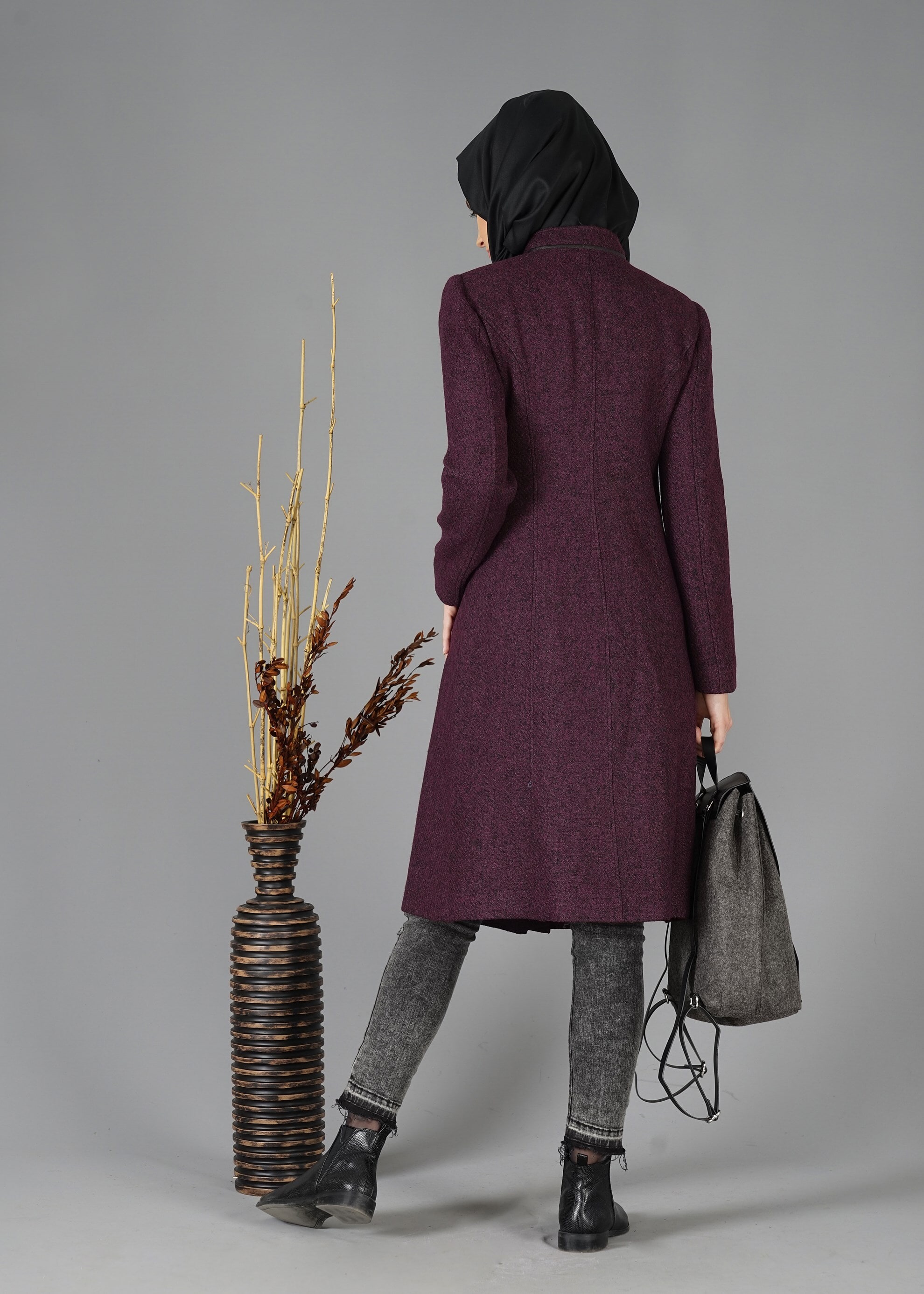 Tesettür giyim MÜRDÜM KIRÇILLI FERMUARLI KABAN 9460