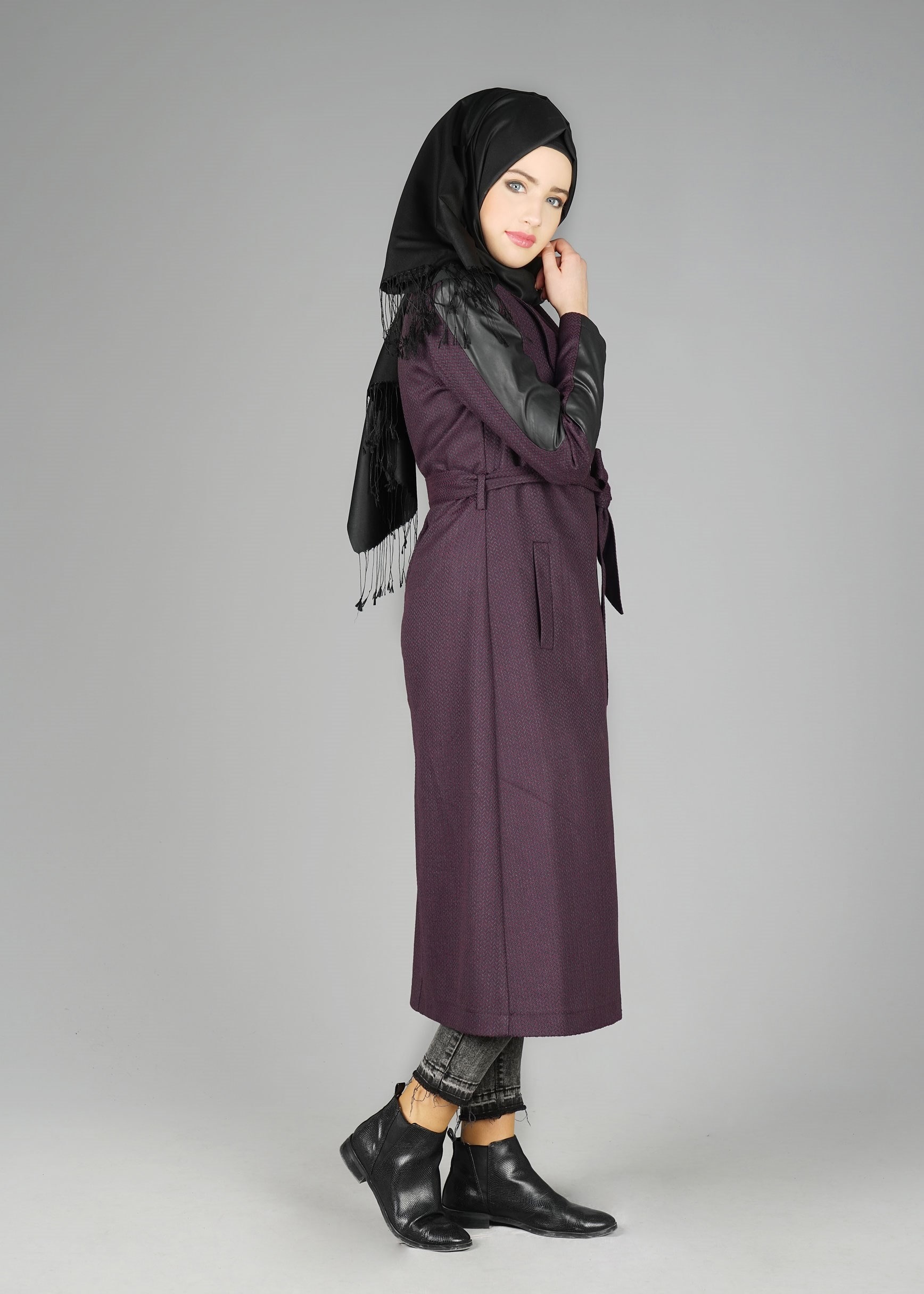 Tesettür giyim MÜRDÜM KUŞAKLI DOKULU KABAN 9470
