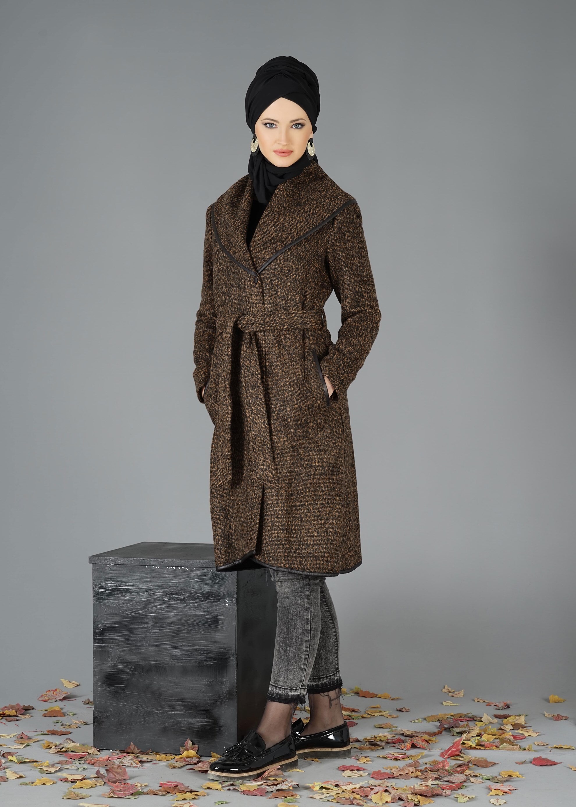 Tesettür giyim KAHVE ŞAL YAKA KABAN 9476