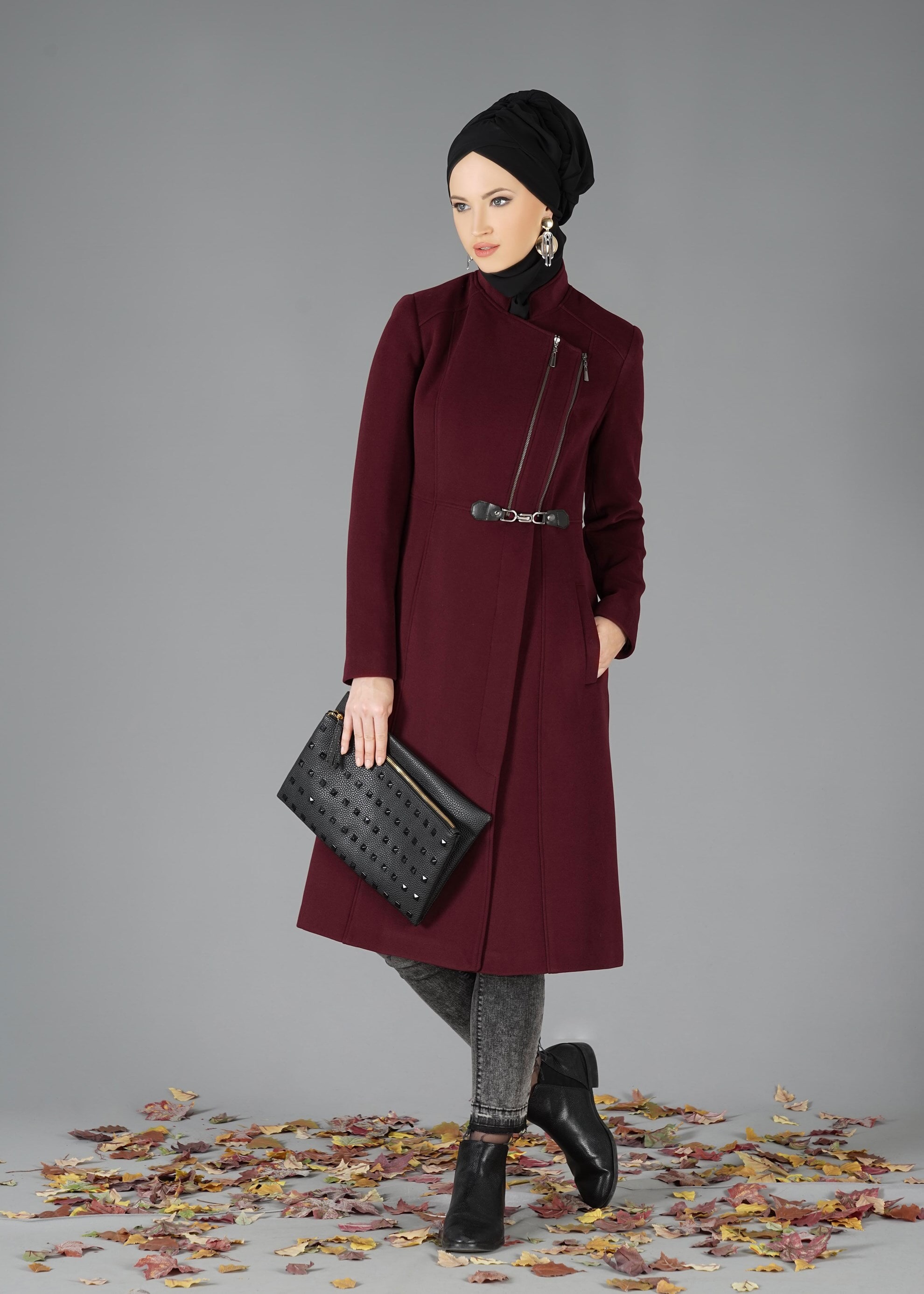 Tesettür giyim BORDO BELİ KEMER DETAYLI FERMUARLI KABAN 9478