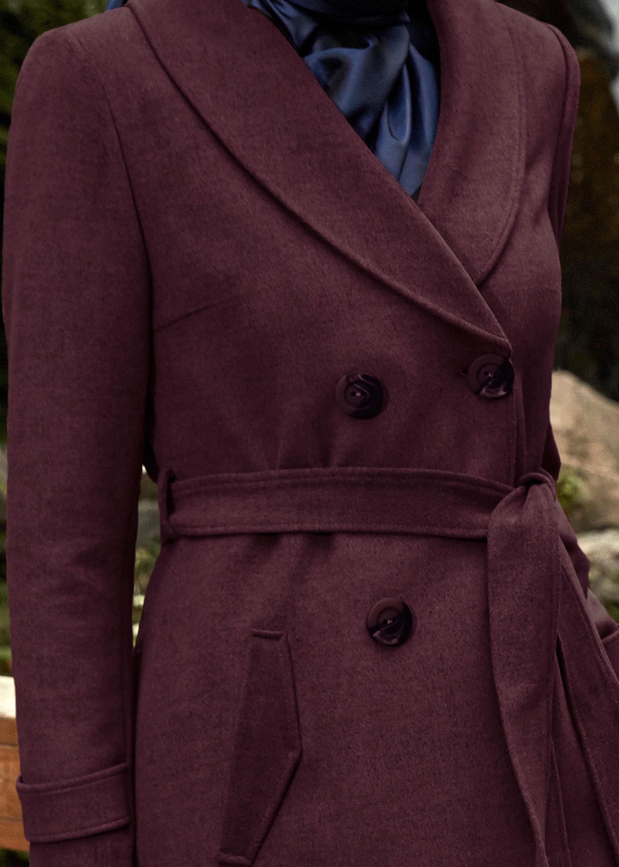 Tesettür giyim MÜRDÜM DÜĞMELİ KUŞAKLI KABAN 9481