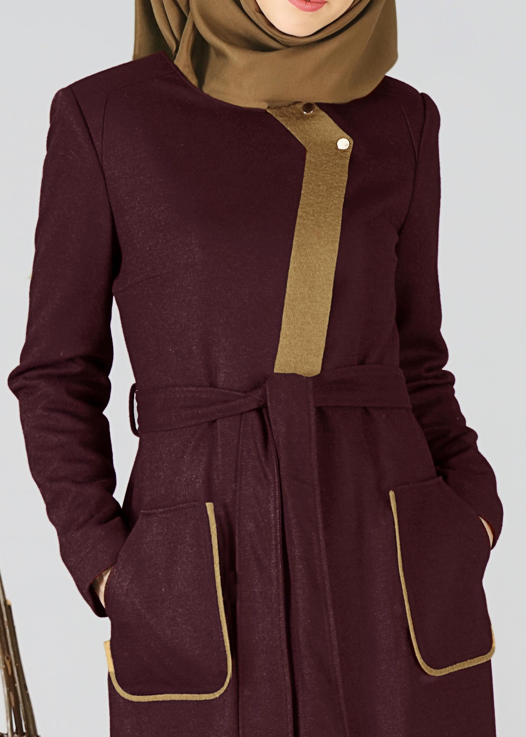 Tesettür giyim BORDO CEPLİ KUŞAKLI KABAN 9485
