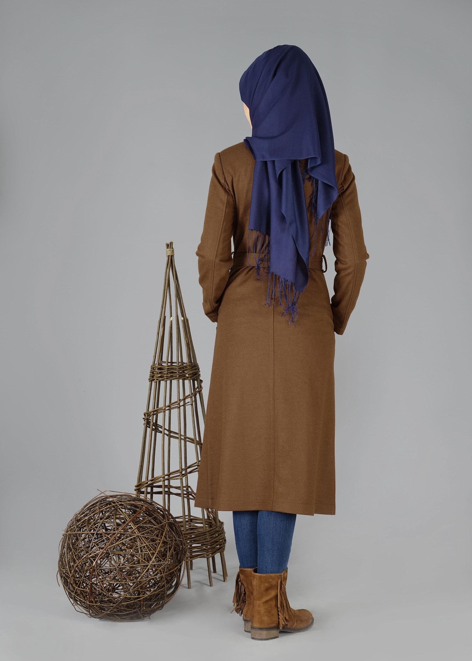 Tesettür giyim KAHVE CEPLİ KUŞAKLI KABAN 9485