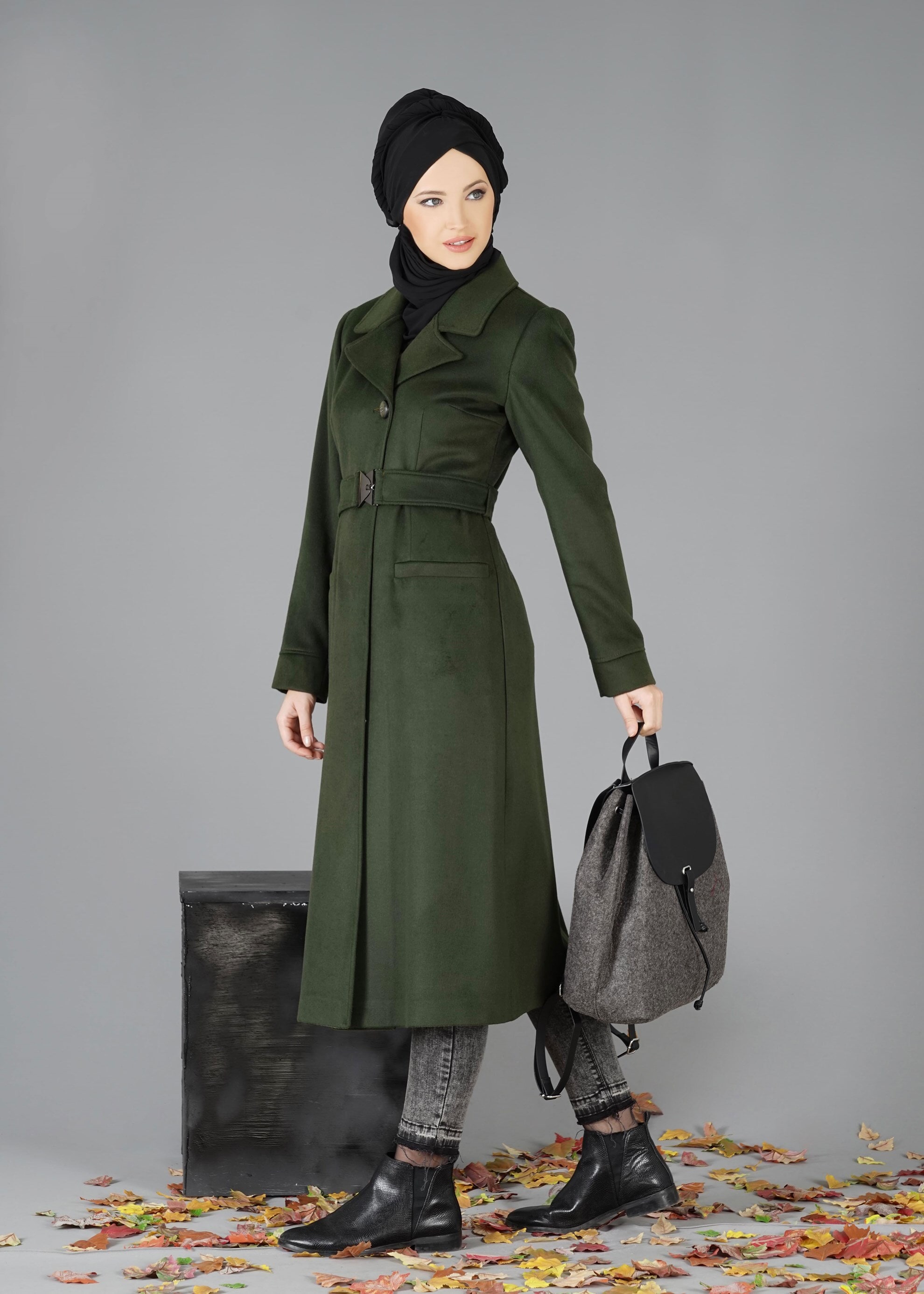 Tesettür giyim YEŞİL KRUVAZE YAKA KEMERLİ KABAN 9486
