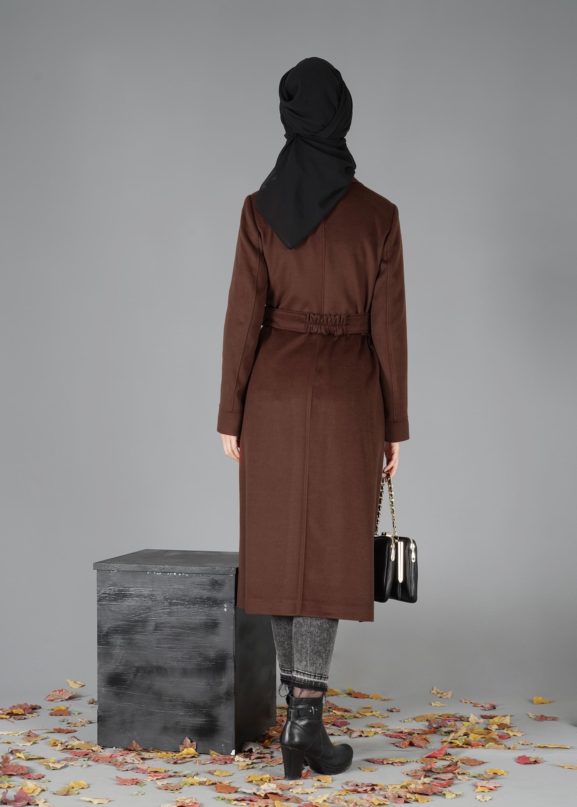 Tesettür giyim TURUNCU KRUVAZE YAKA KEMERLİ KABAN 9486