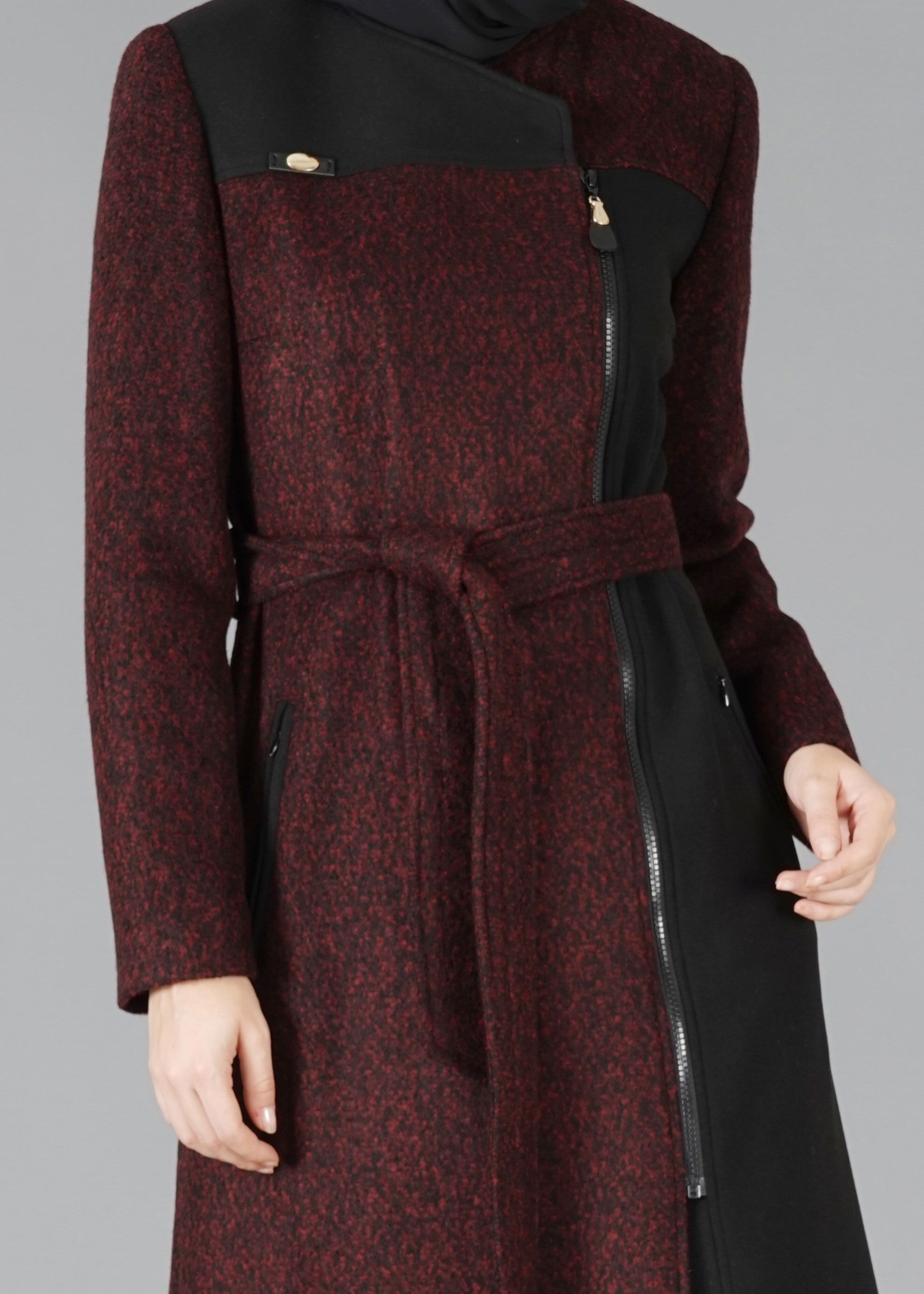 Tesettür giyim MÜRDÜM KUŞAKLI İKİ RENKLİ KABAN 9490