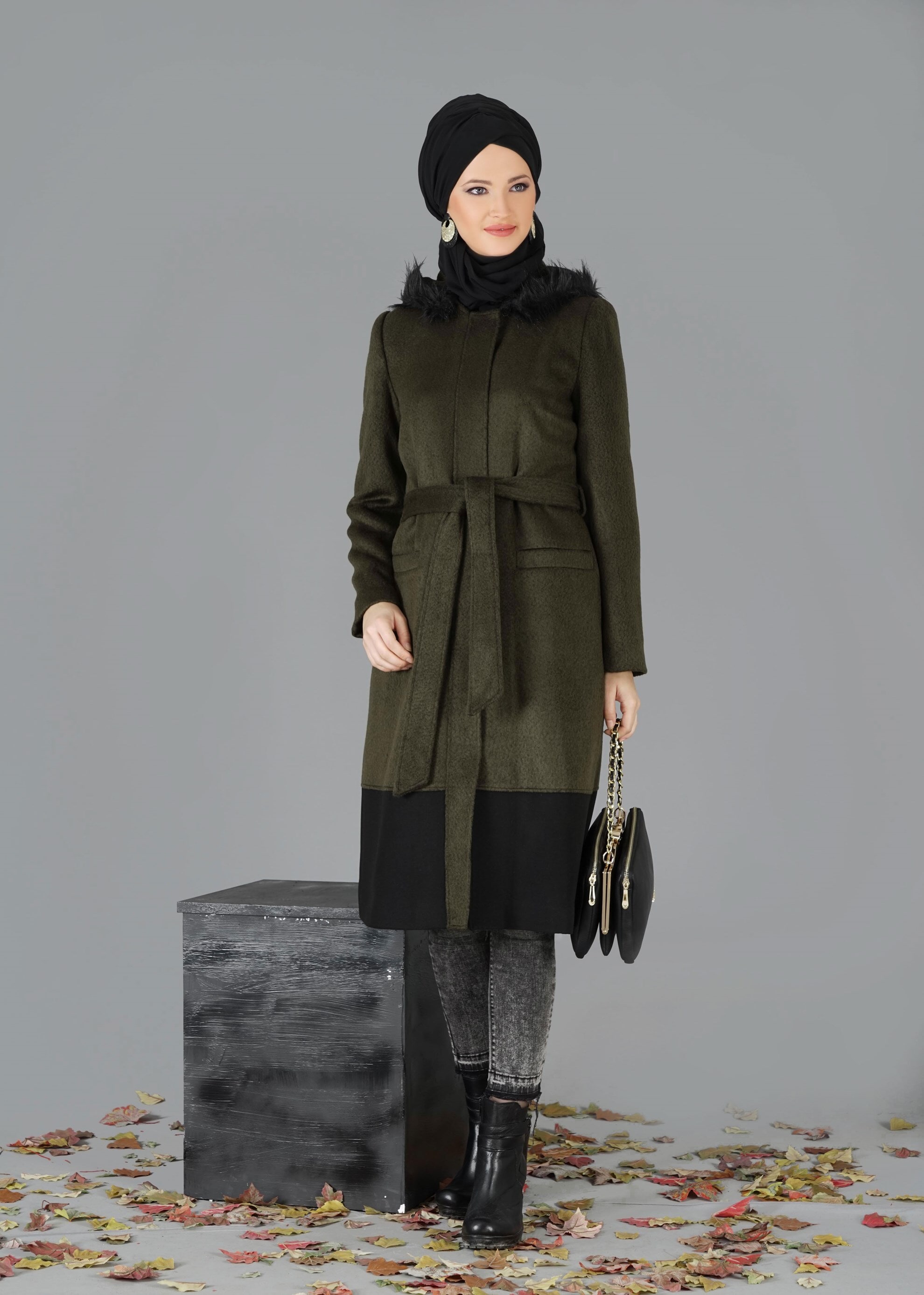 Tesettür giyim HAKİ 9501 KABAN