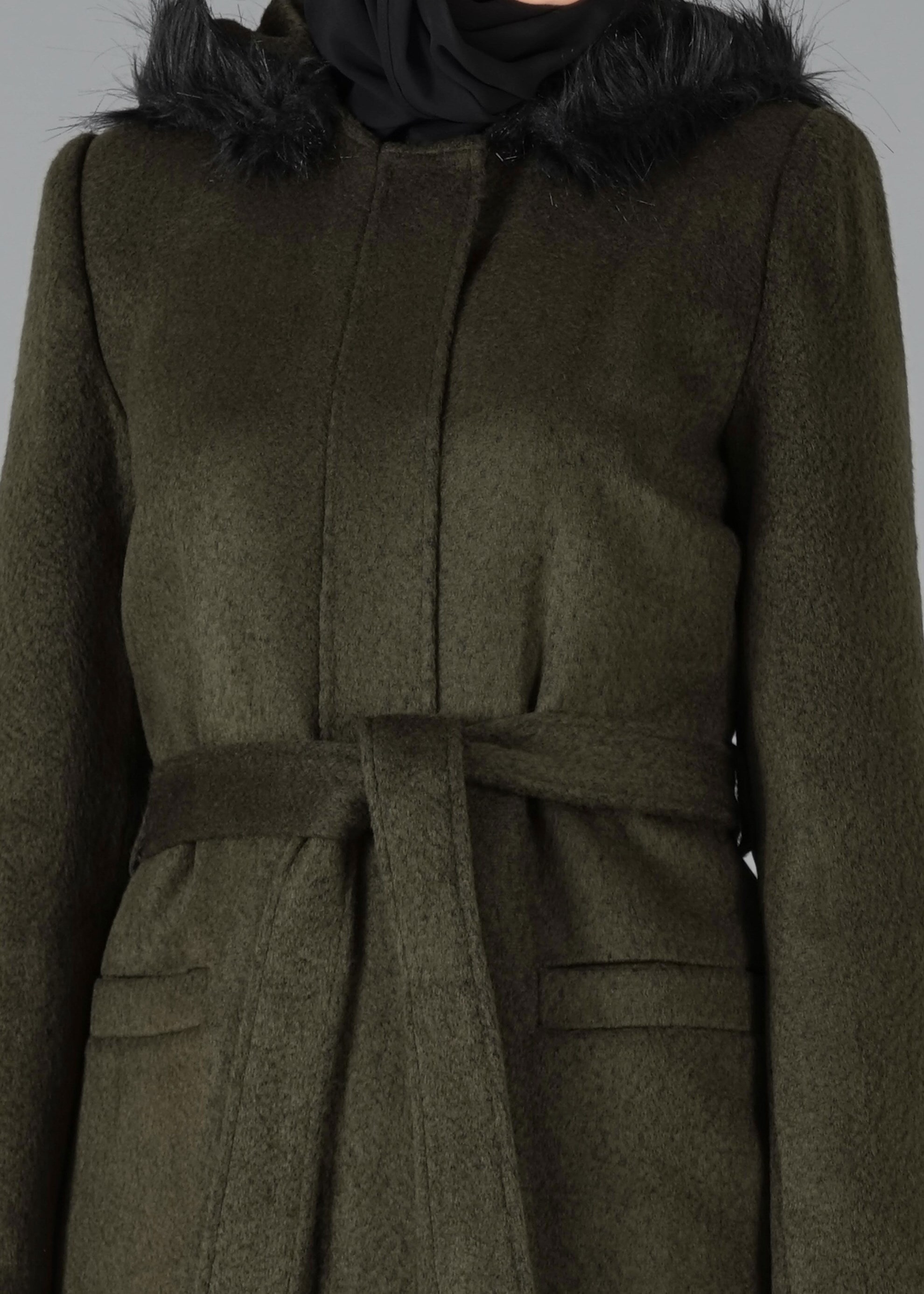 Tesettür giyim HAKİ 9501 KABAN