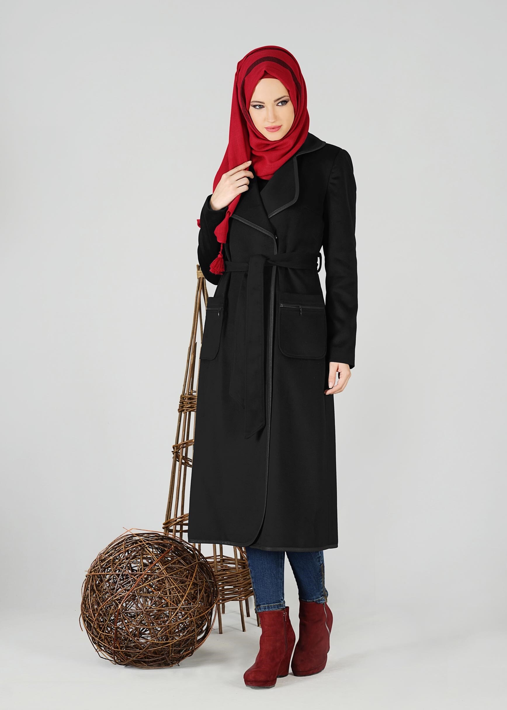 Tesettür giyim SİYAH KRUVAZE YAKA KUŞAKLI KABAN 9503