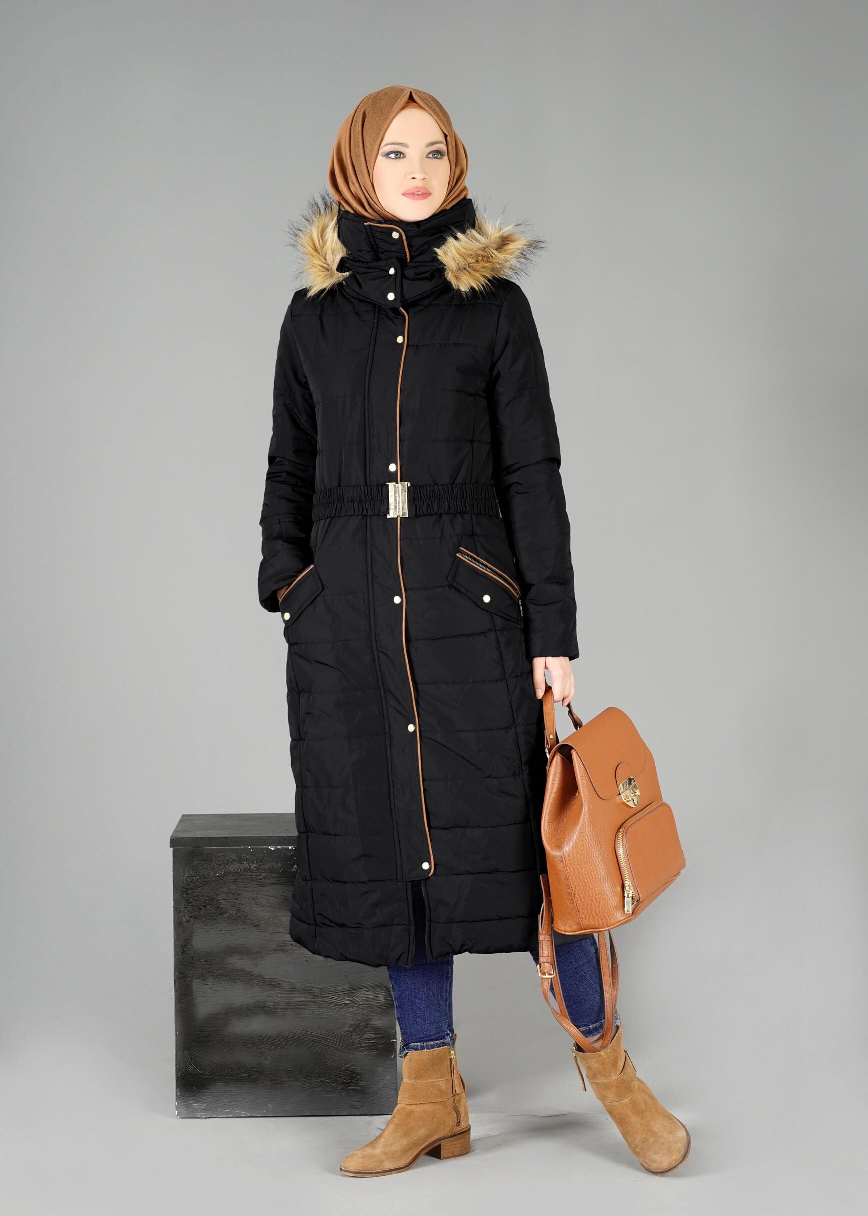 Tesettür giyim SİYAH 9504 KABAN