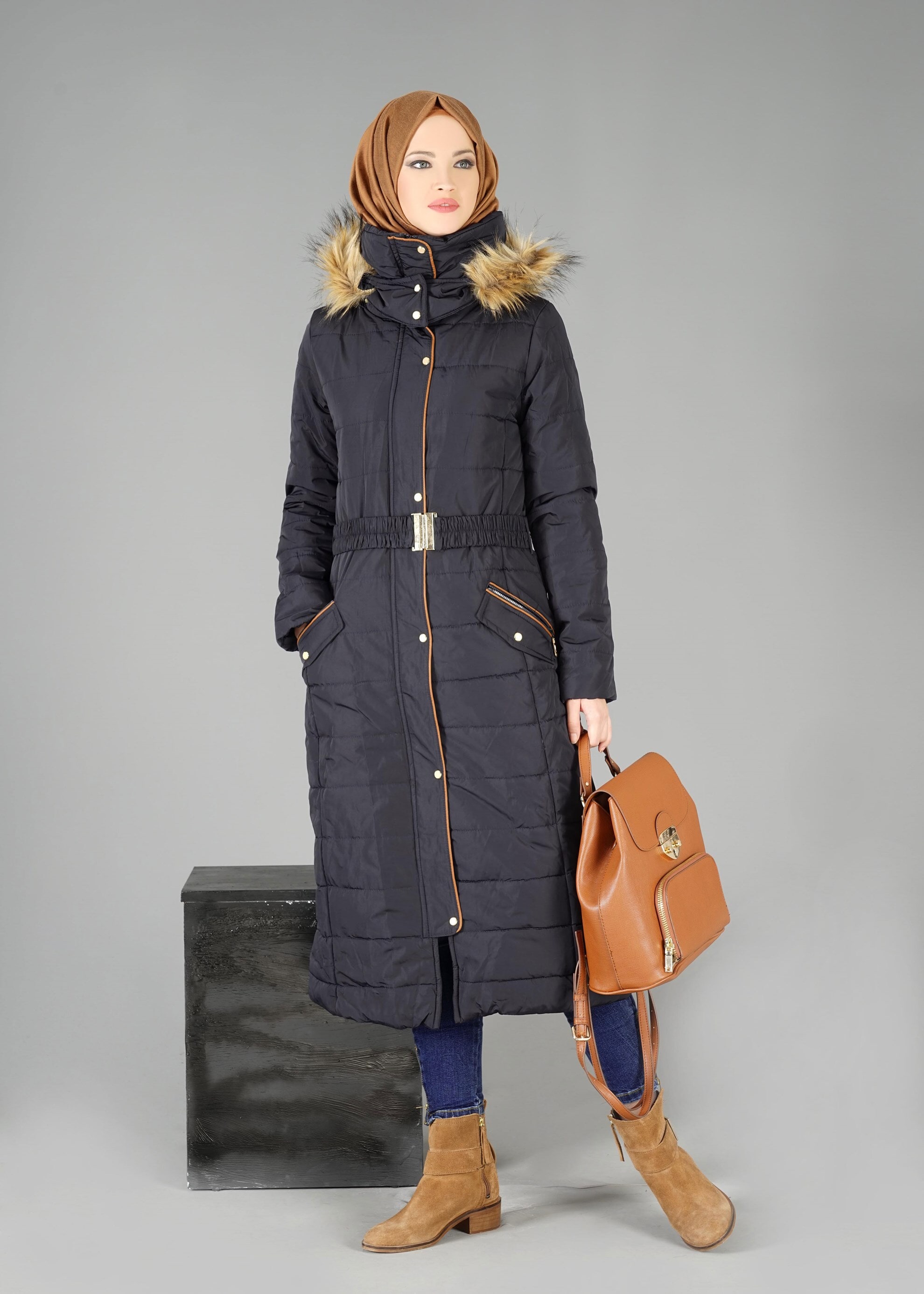 Tesettür giyim LACİVERT 9504 KABAN