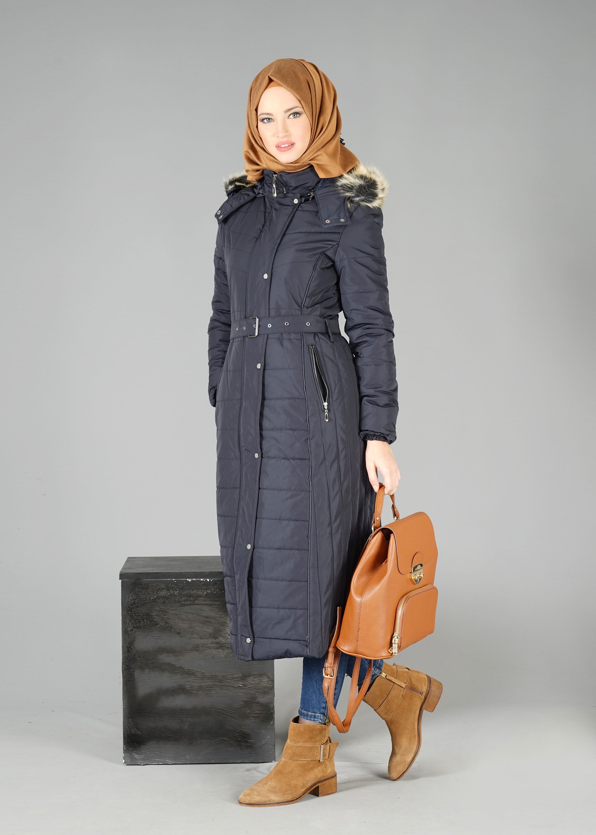 Tesettür giyim LACİVERT 9506 KABAN