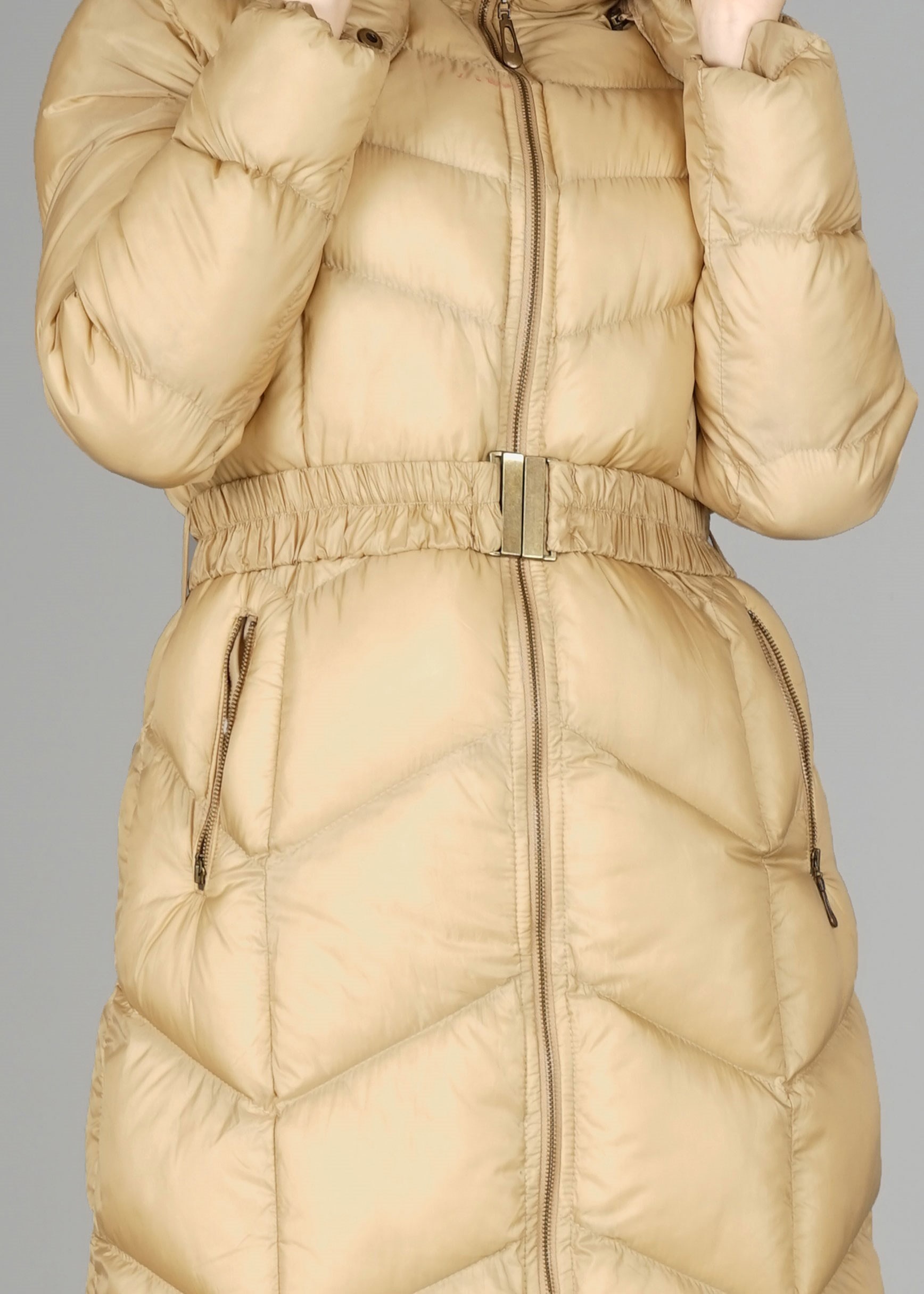 Tesettür giyim KAHVE KAPÜŞONLU ŞİŞME KABAN 9507