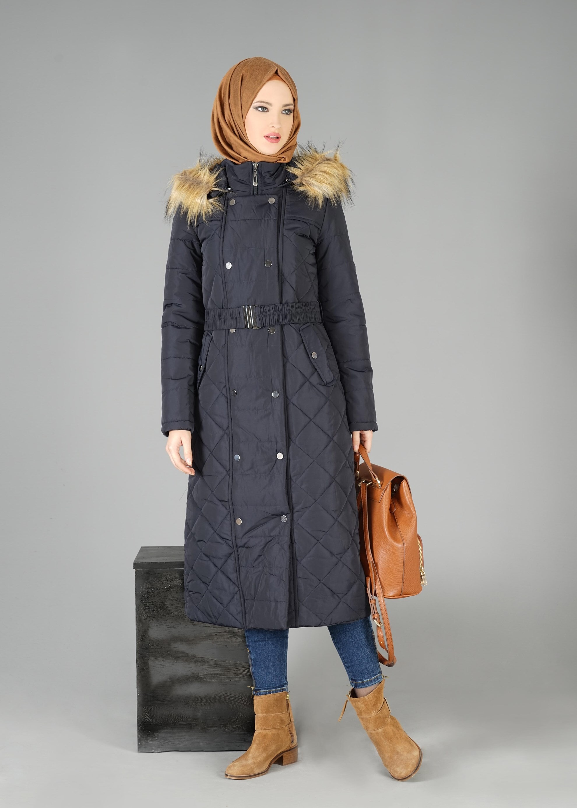 Tesettür giyim LACİVERT 9508 KABAN