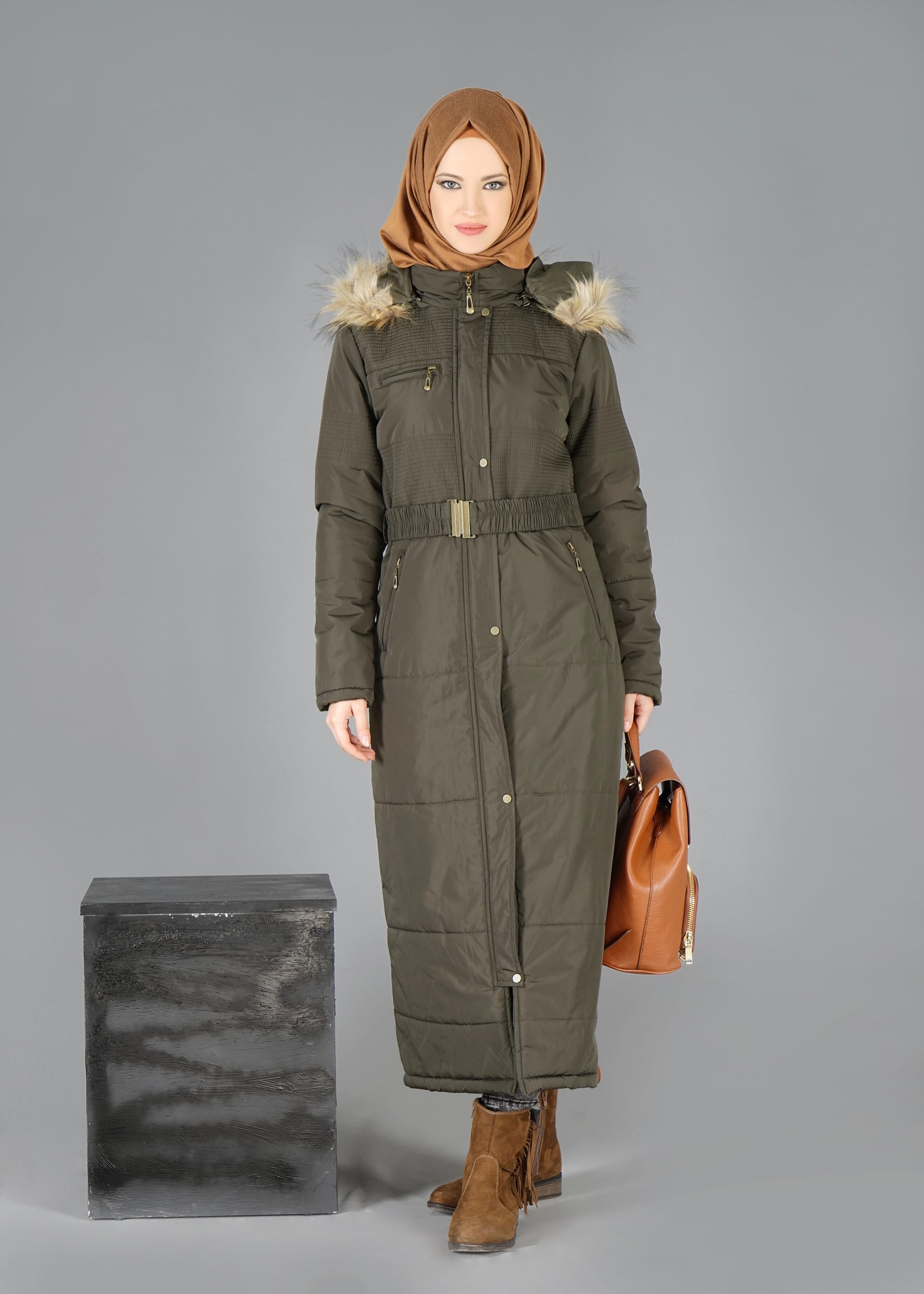 Tesettür giyim HAKİ 9509 KABAN