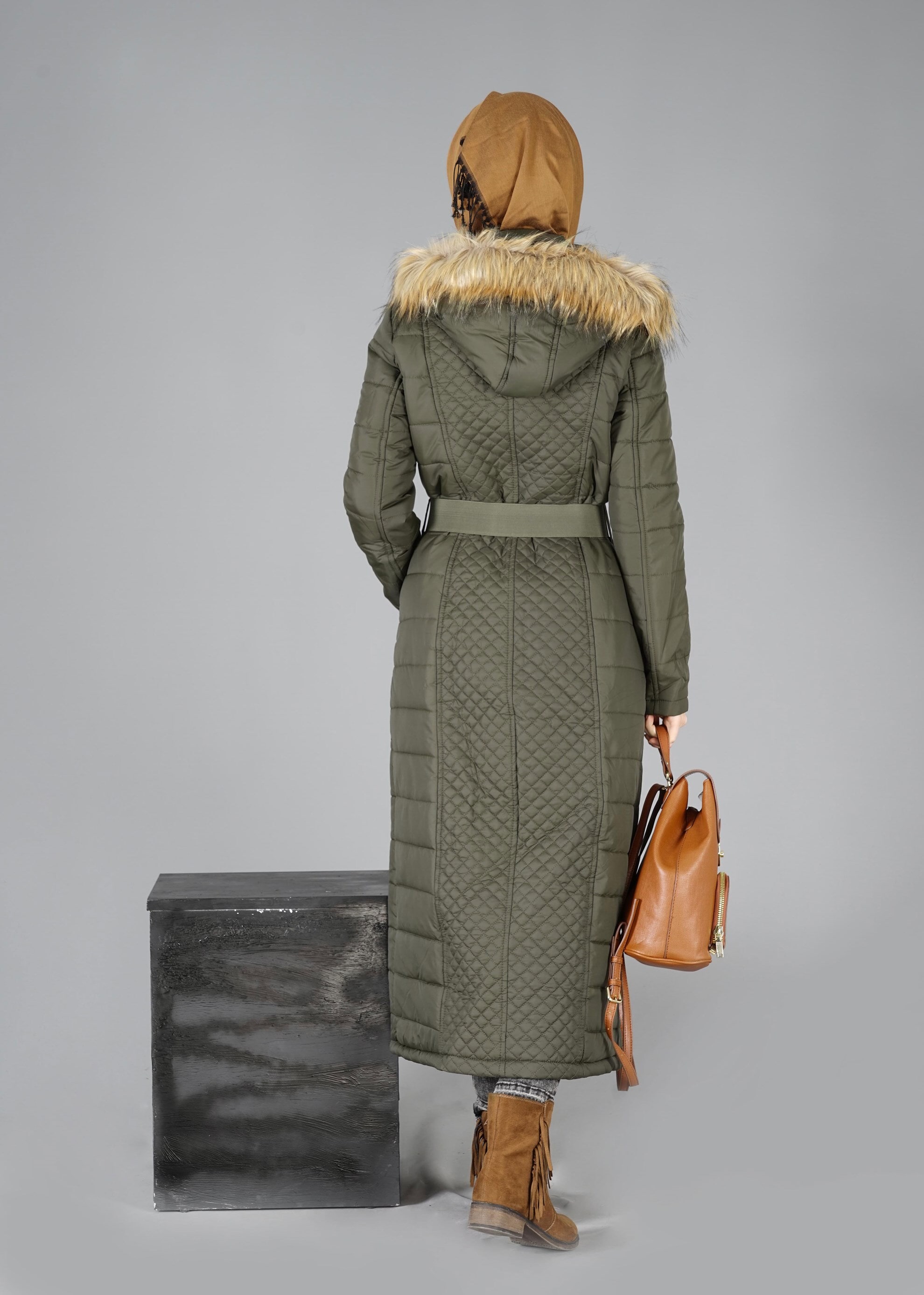 Tesettür giyim HAKİ 9512 KABAN