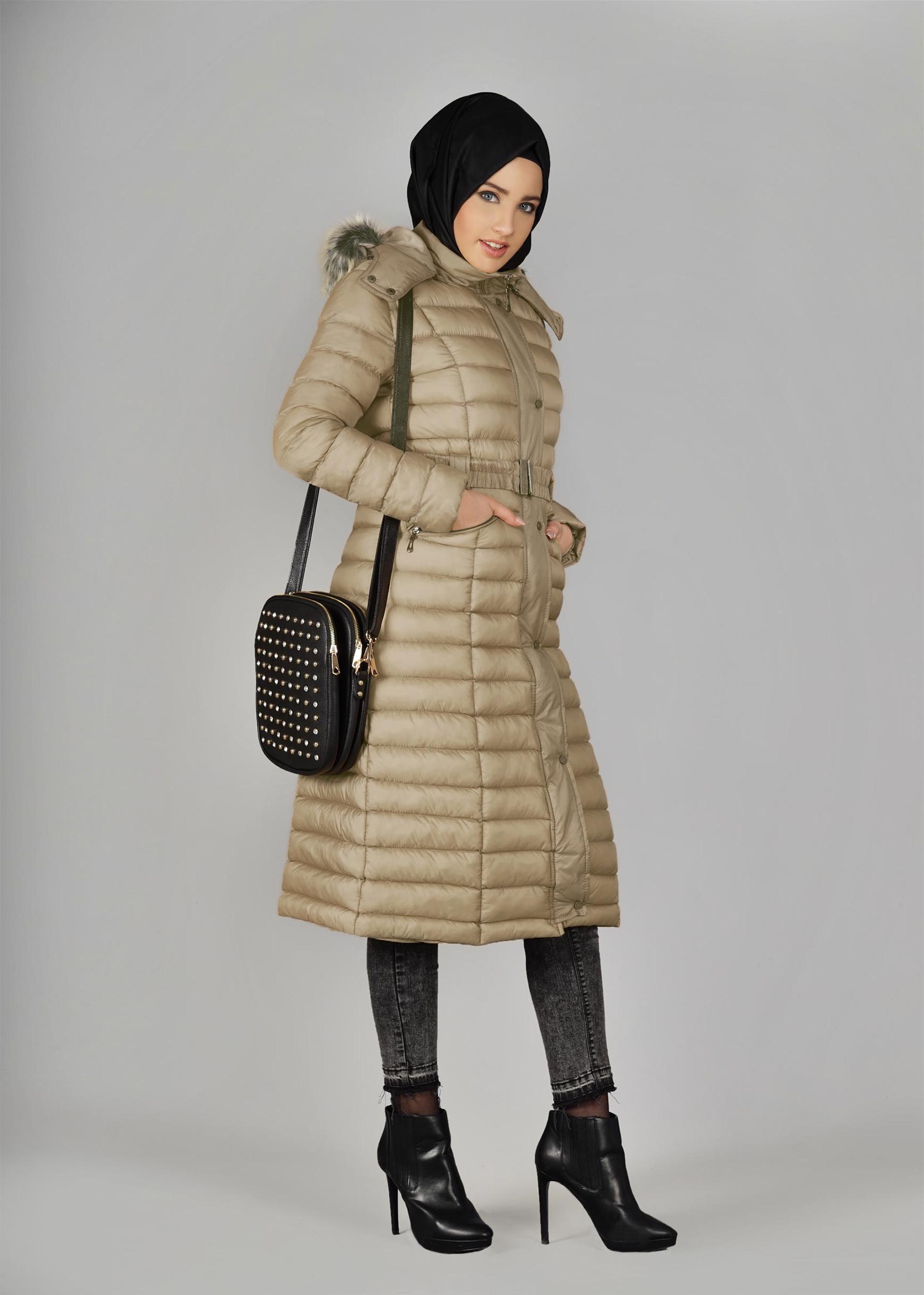 Tesettür giyim KAHVE KEMERLİ ŞİŞME KABAN 9517