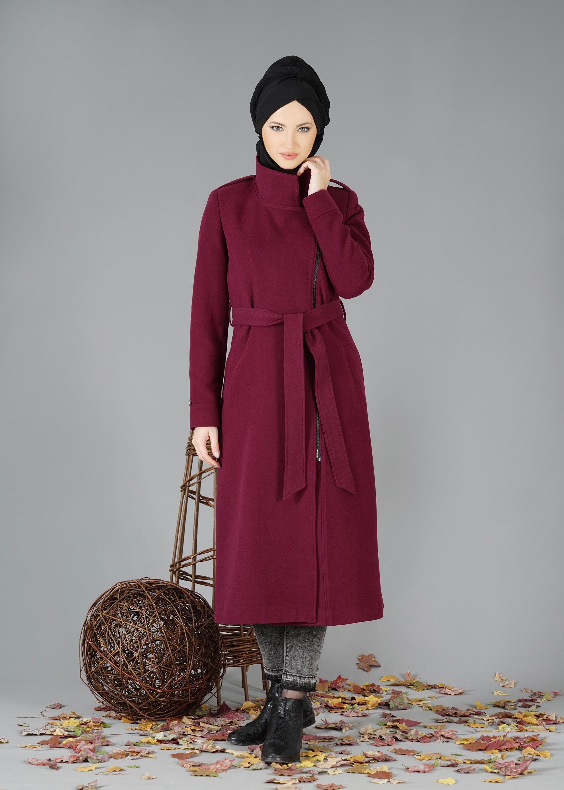 Tesettür giyim MÜRDÜM FERMUARLI KUŞAKLI KABAN 9519
