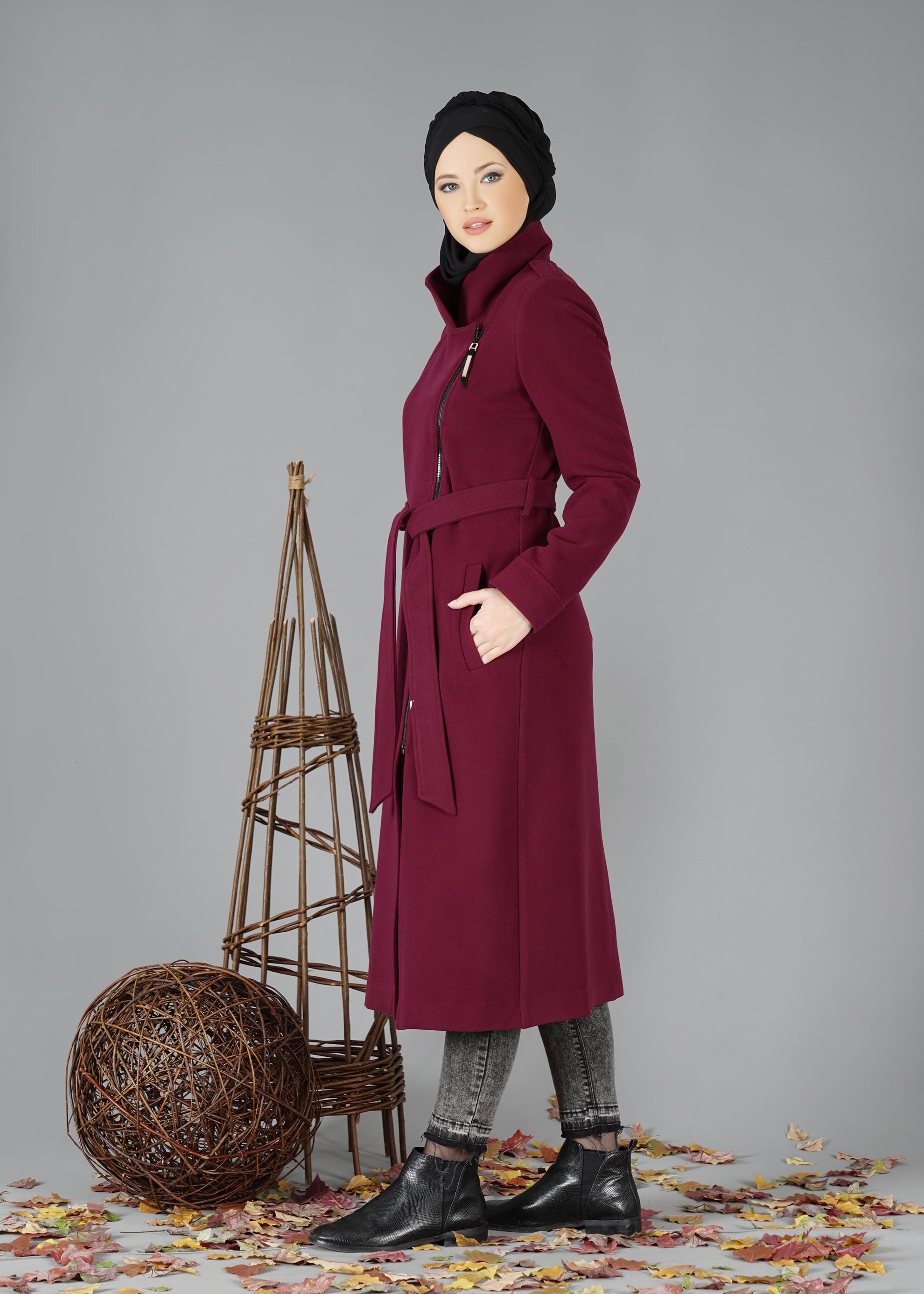 Tesettür giyim MÜRDÜM FERMUARLI KUŞAKLI KABAN 9519