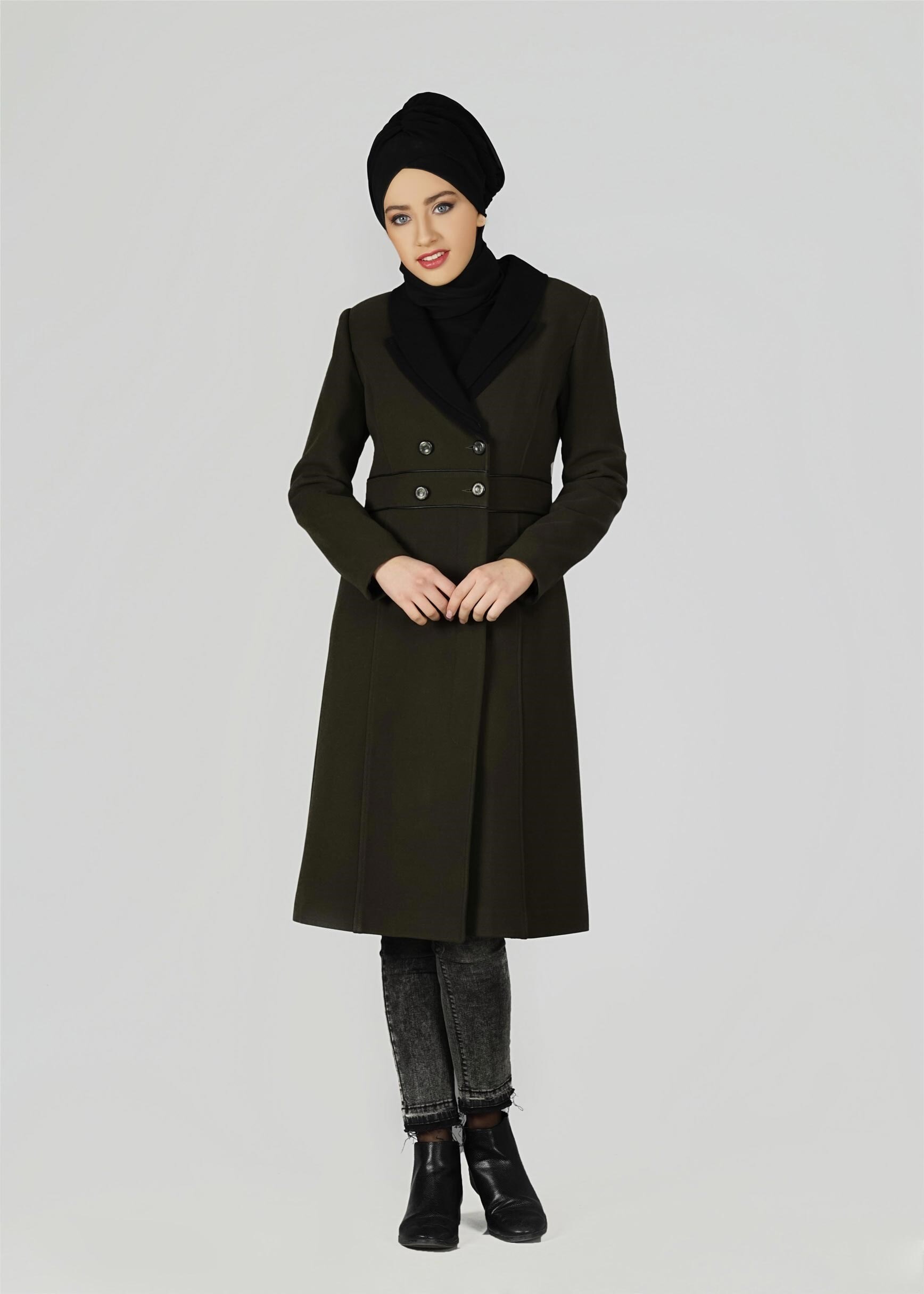 Tesettür giyim HAKİ DÜĞMELİ KAŞE KABAN 9528