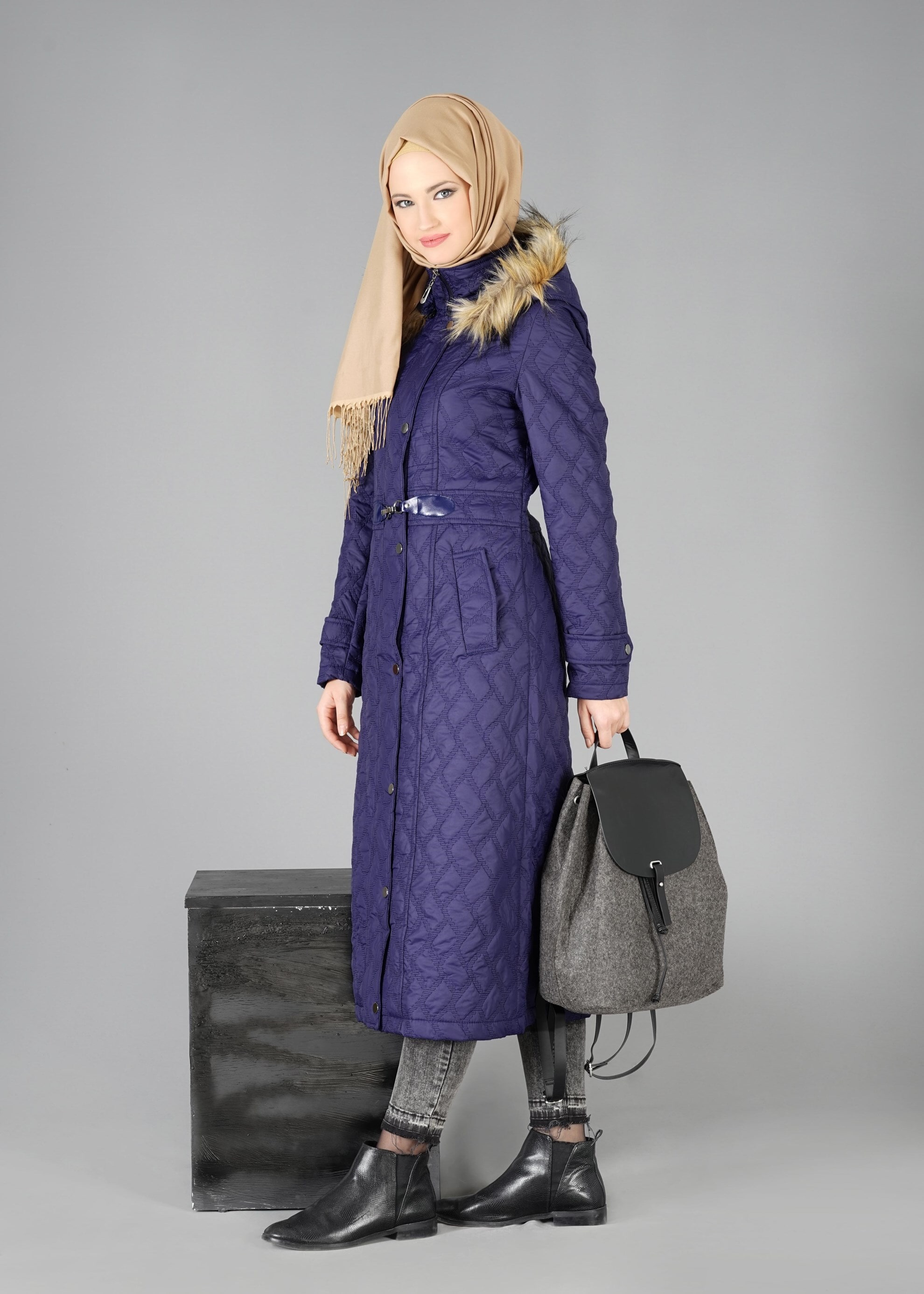 Tesettür giyim LACİVERT 9533 KABAN