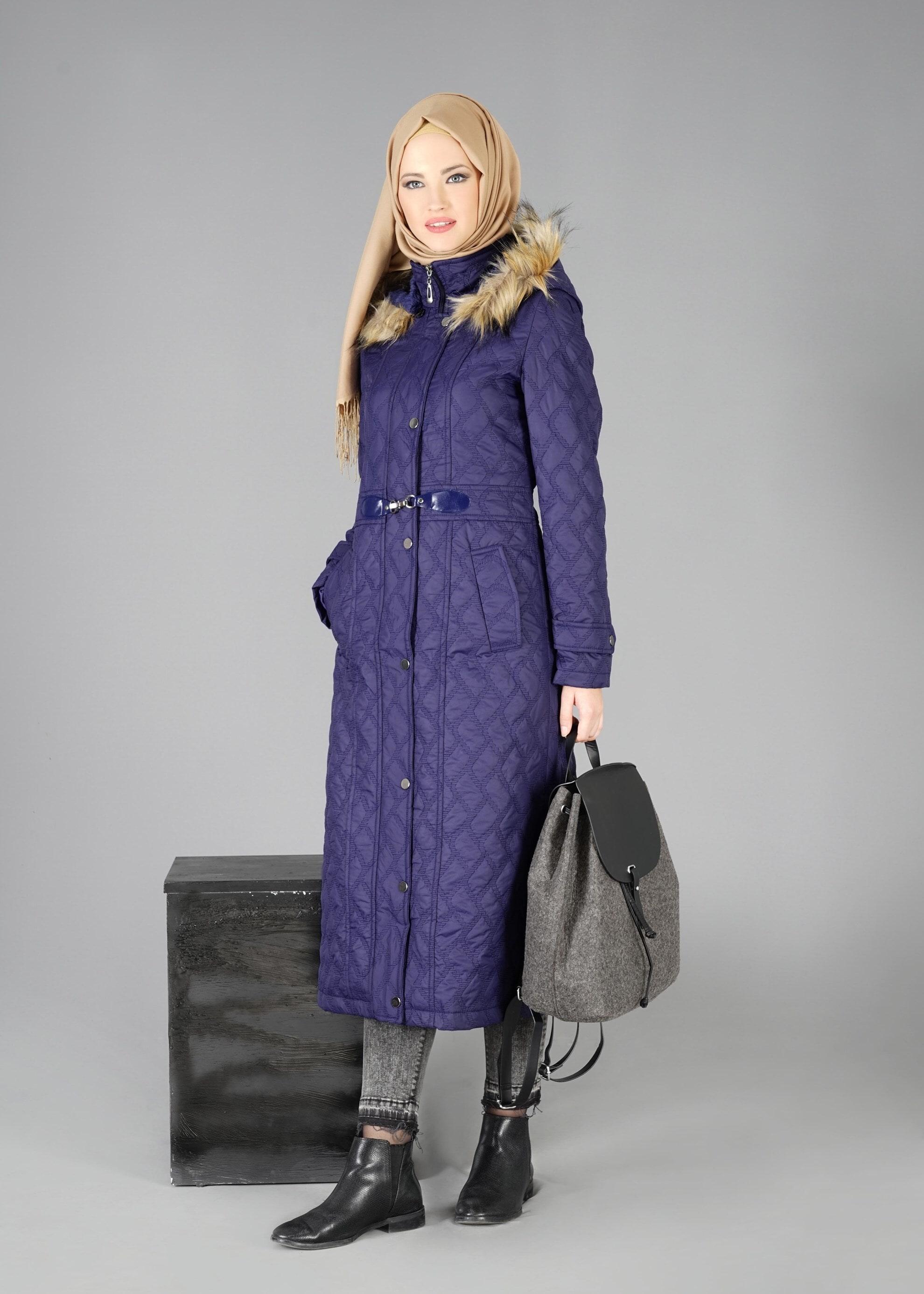 Tesettür giyim LACİVERT 9533 KABAN