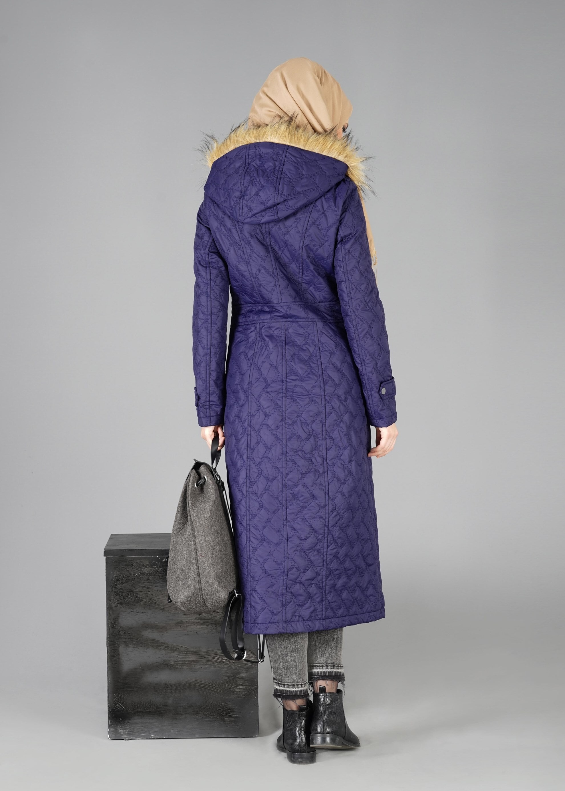 Tesettür giyim LACİVERT 9533 KABAN