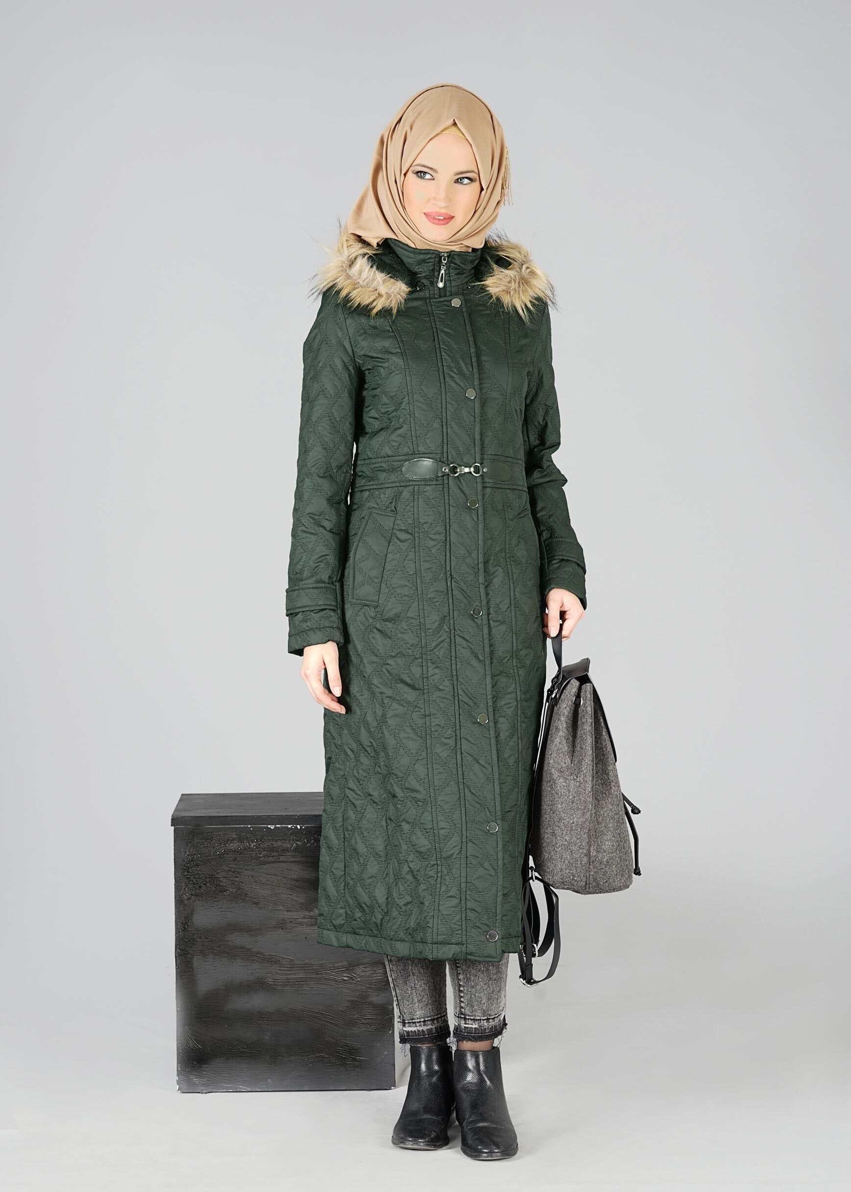 Tesettür giyim YEŞİL 9533 KABAN