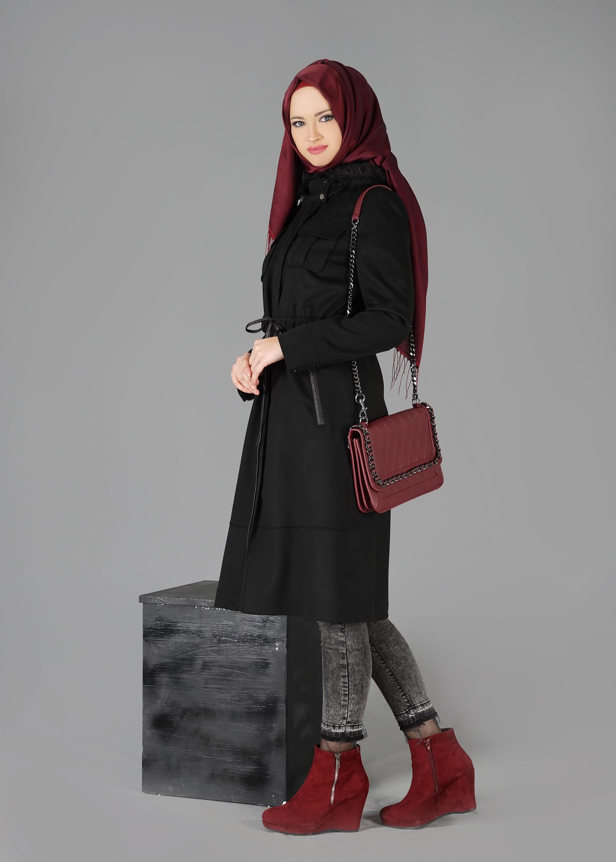 Tesettür giyim SİYAH 9535 KABAN