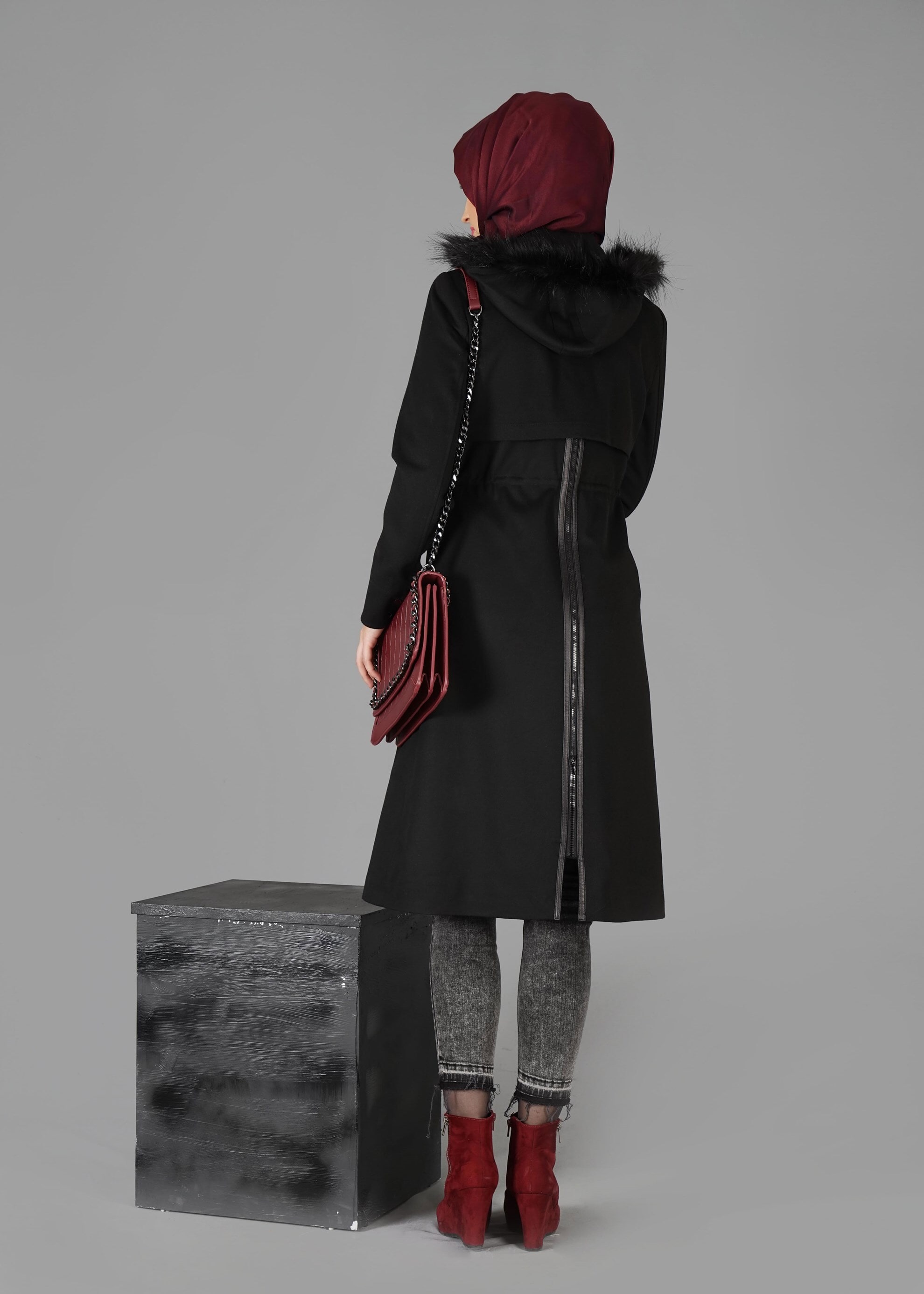 Tesettür giyim SİYAH 9535 KABAN