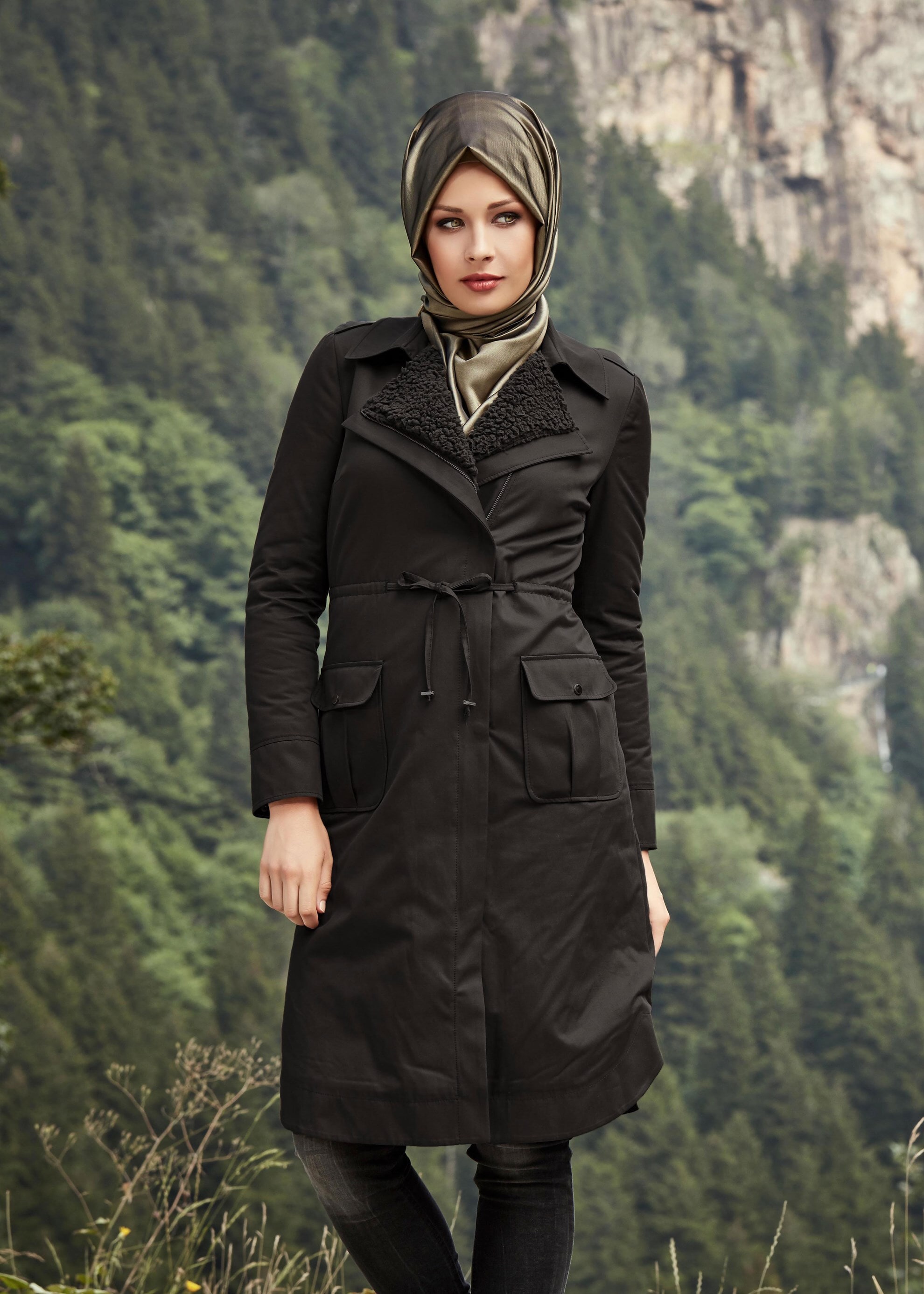 Tesettür giyim SİYAH BELİ İPLİ CEPLİ PAMUK KABAN 9541