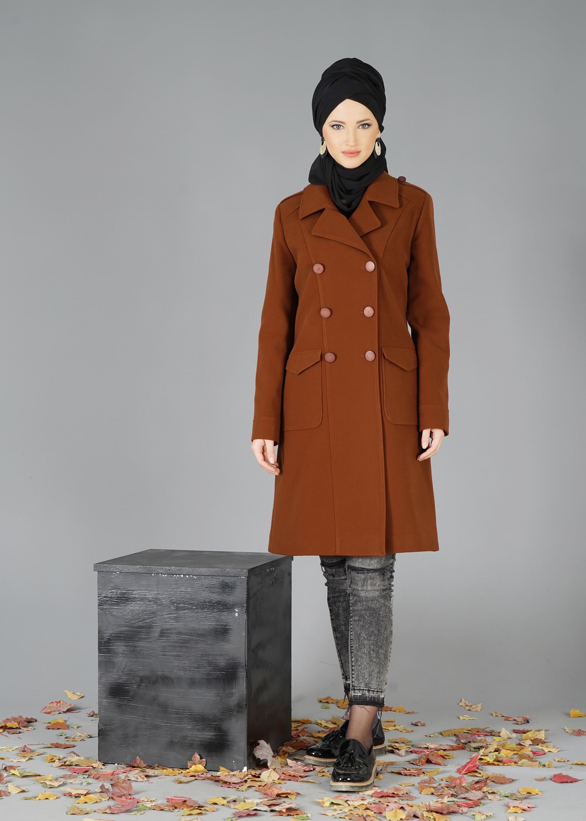 Tesettür giyim TURUNCU KRUVAZE YAKA DÜĞMELİ KABAN 9550