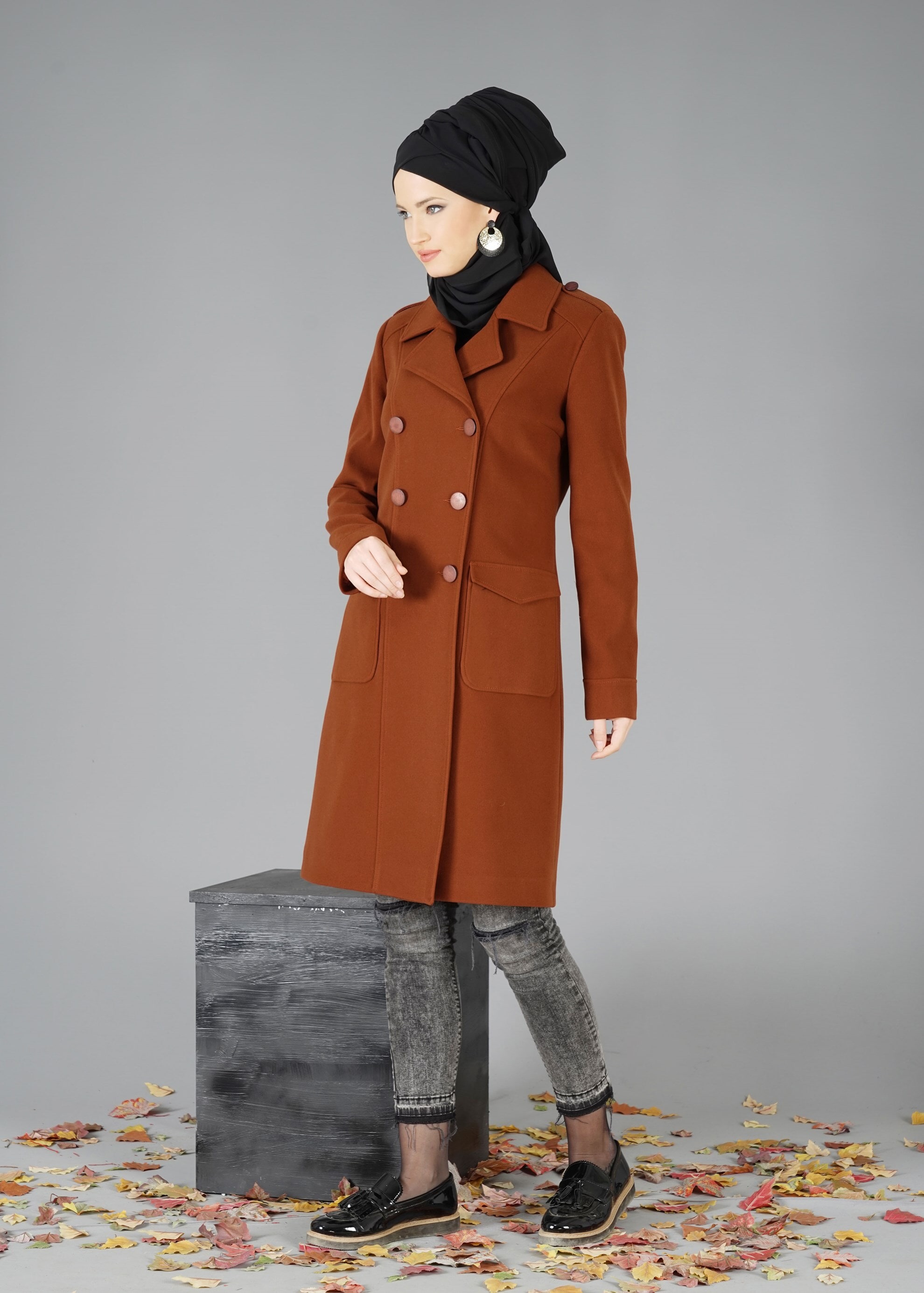 Tesettür giyim TURUNCU KRUVAZE YAKA DÜĞMELİ KABAN 9550