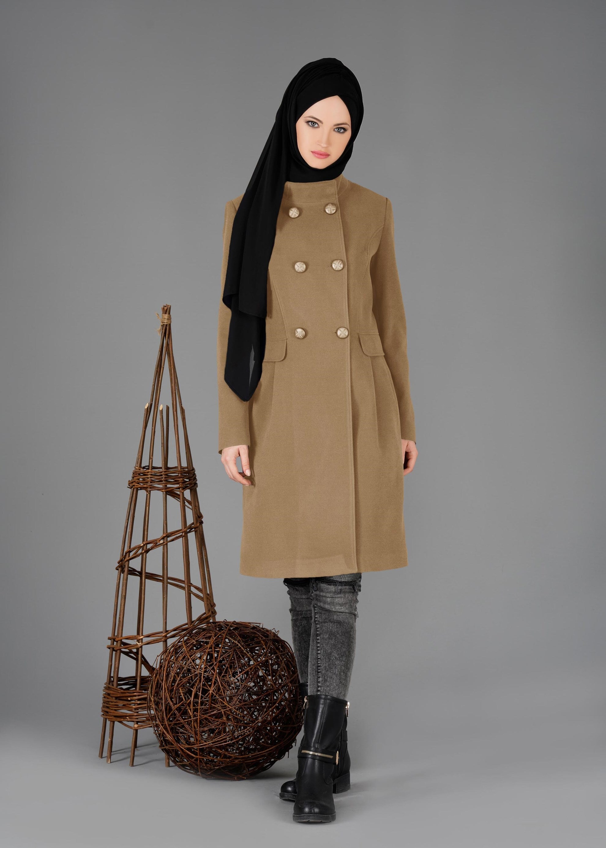 Tesettür giyim KAHVE HAKİM YAKA DÜĞMELİ KABAN 9551