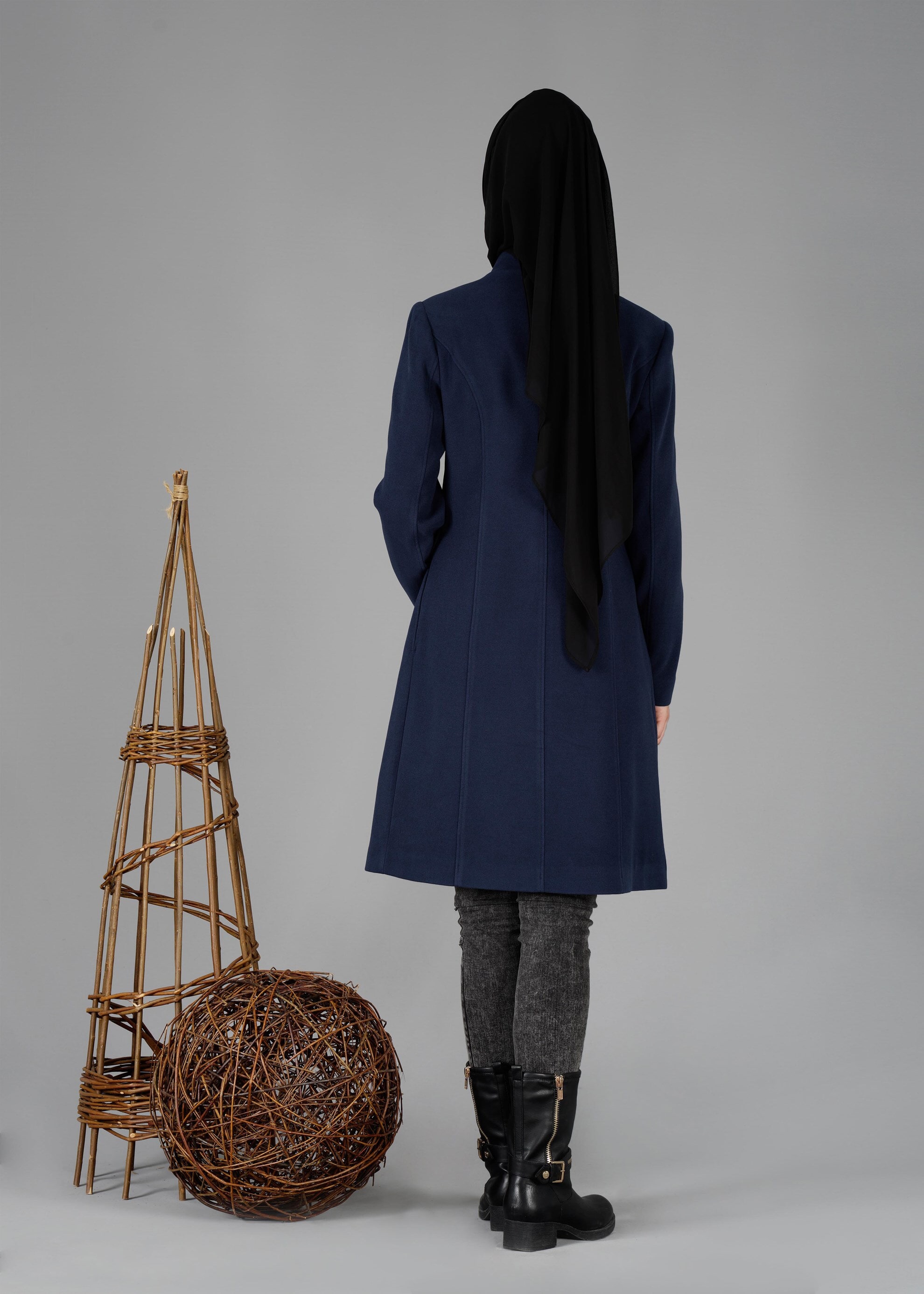 Tesettür giyim LACİVERT HAKİM YAKA DÜĞMELİ KABAN 9551