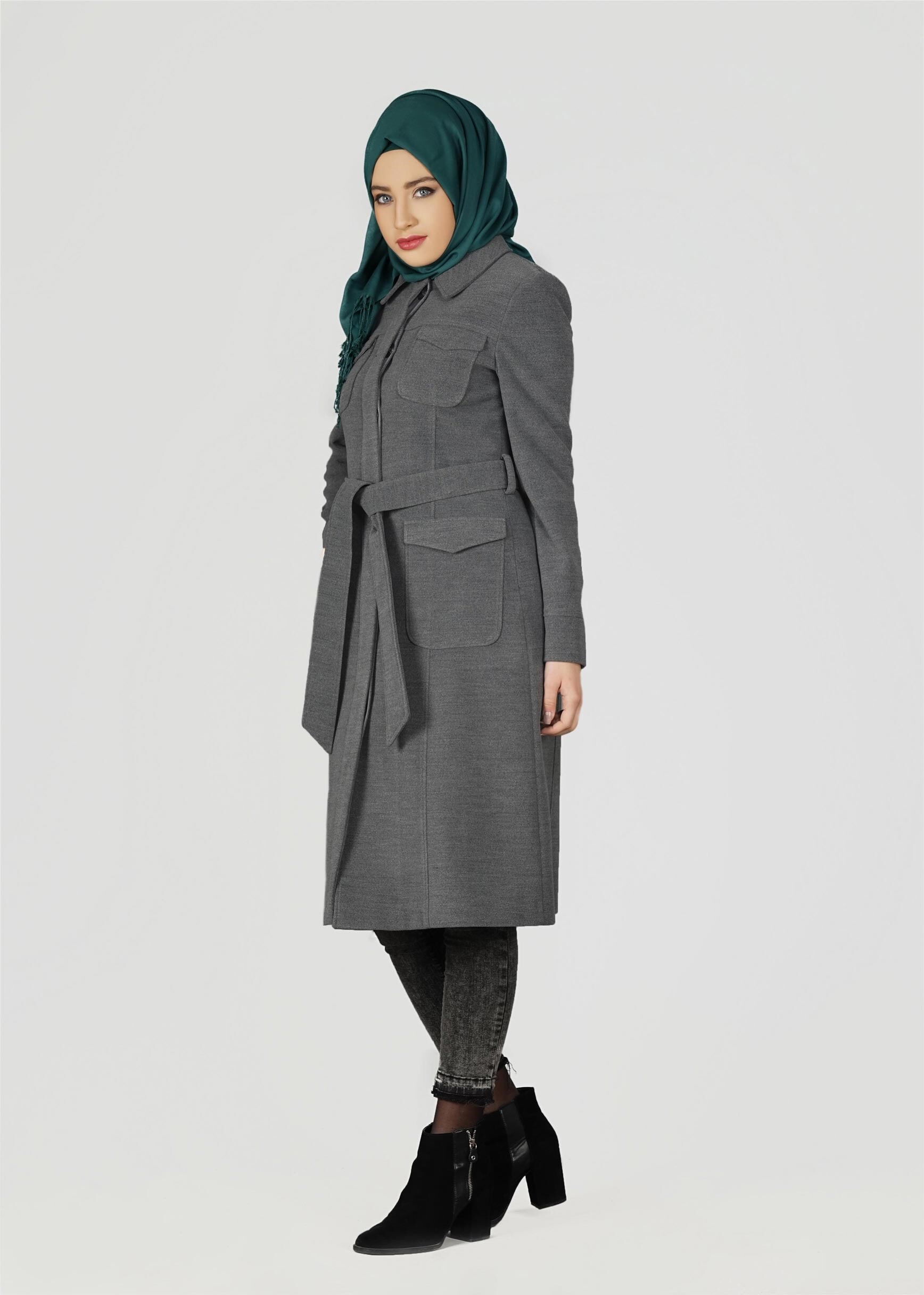 Tesettür giyim GRİ GİZLİ DÜĞMELİ KABAN 9558 