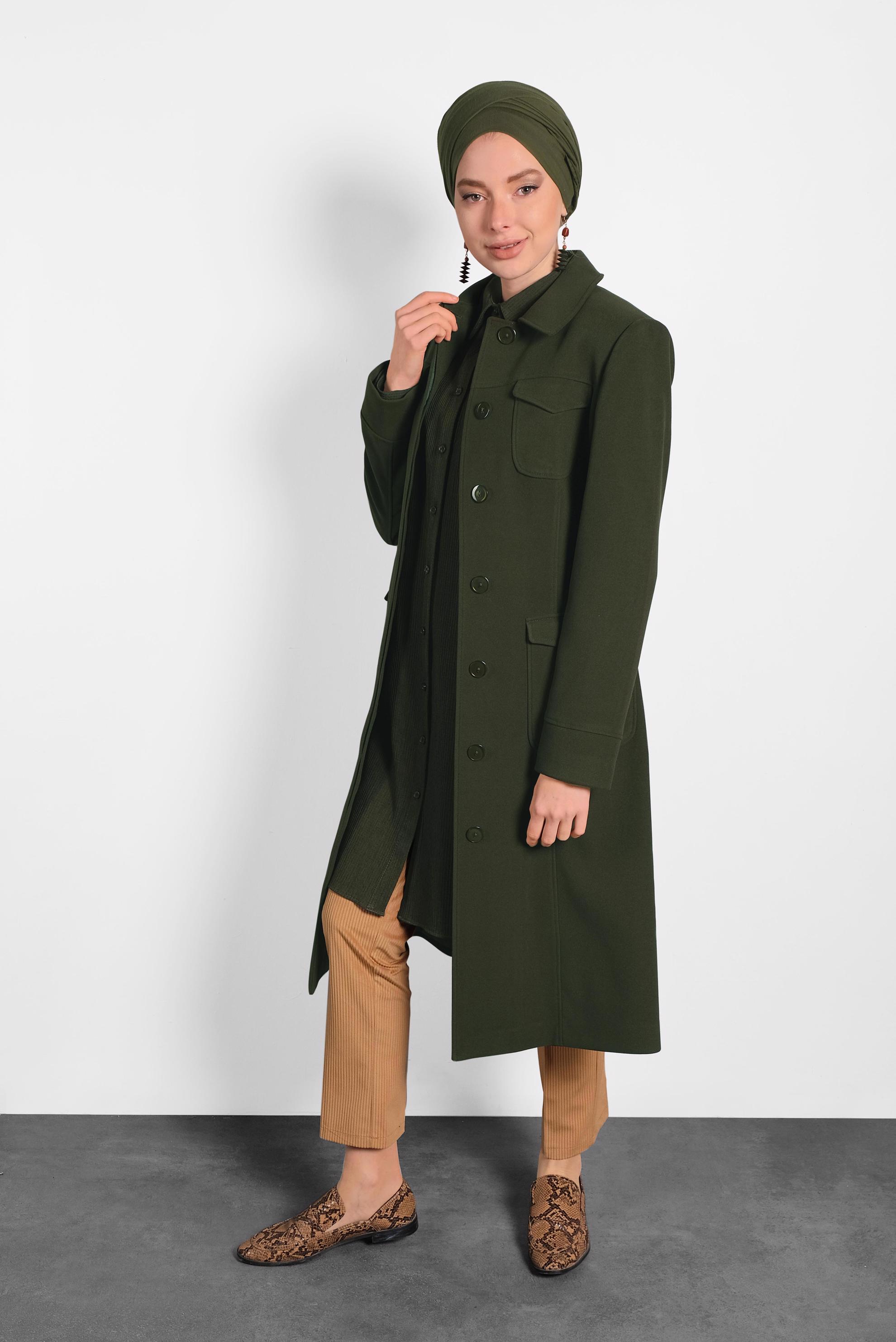 Tesettür giyim HAKİ GİZLİ DÜĞMELİ KABAN 9558 