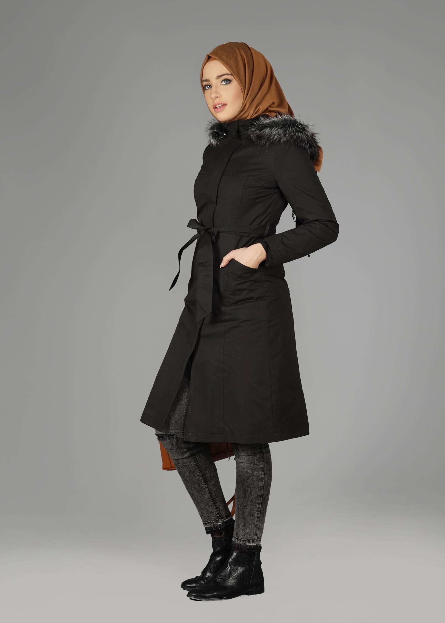 Tesettür giyim SİYAH 9559 KABAN 